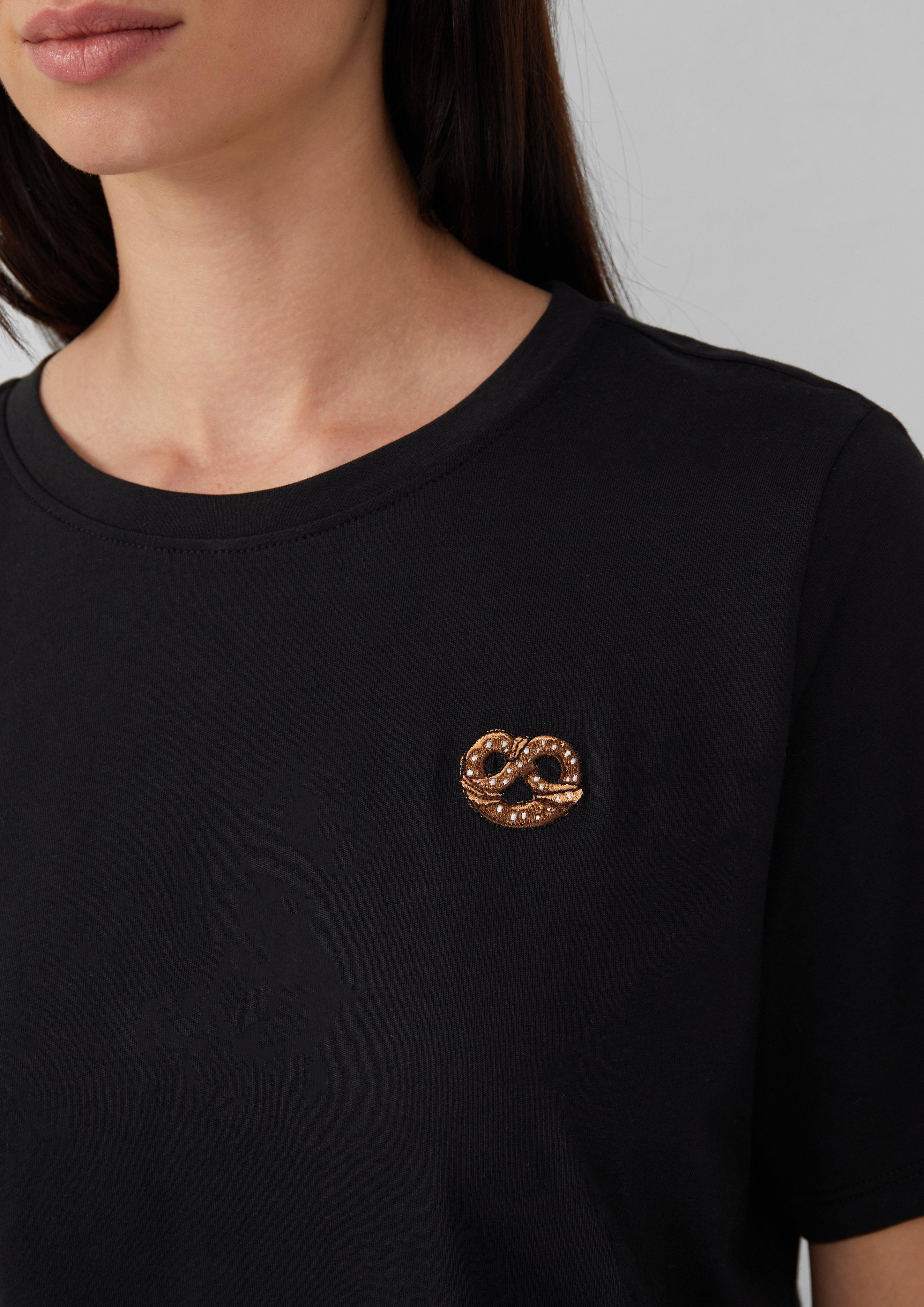 T-Shirt in 99D0, 01D2 & 01D1