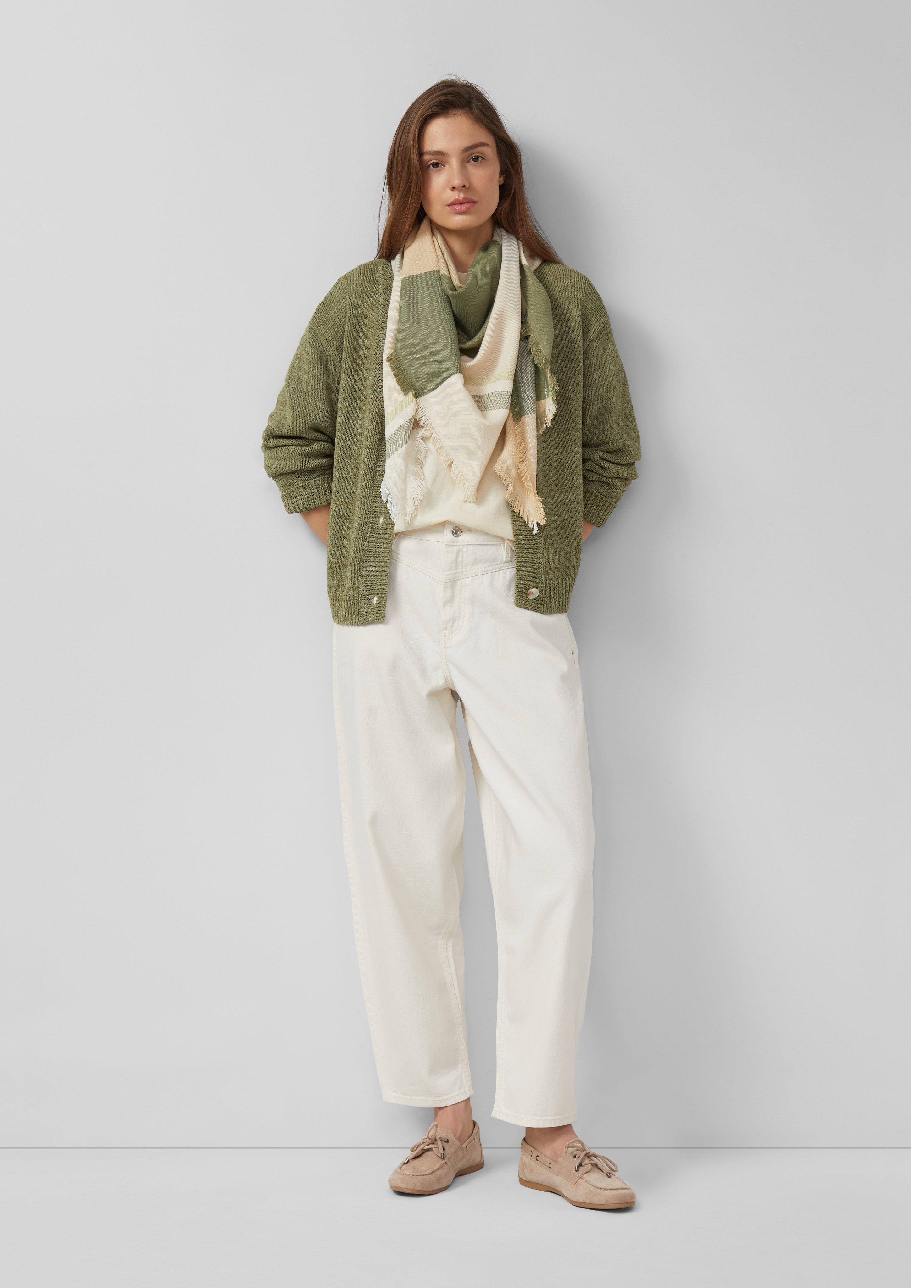 Schal in 79N9 & 51N9