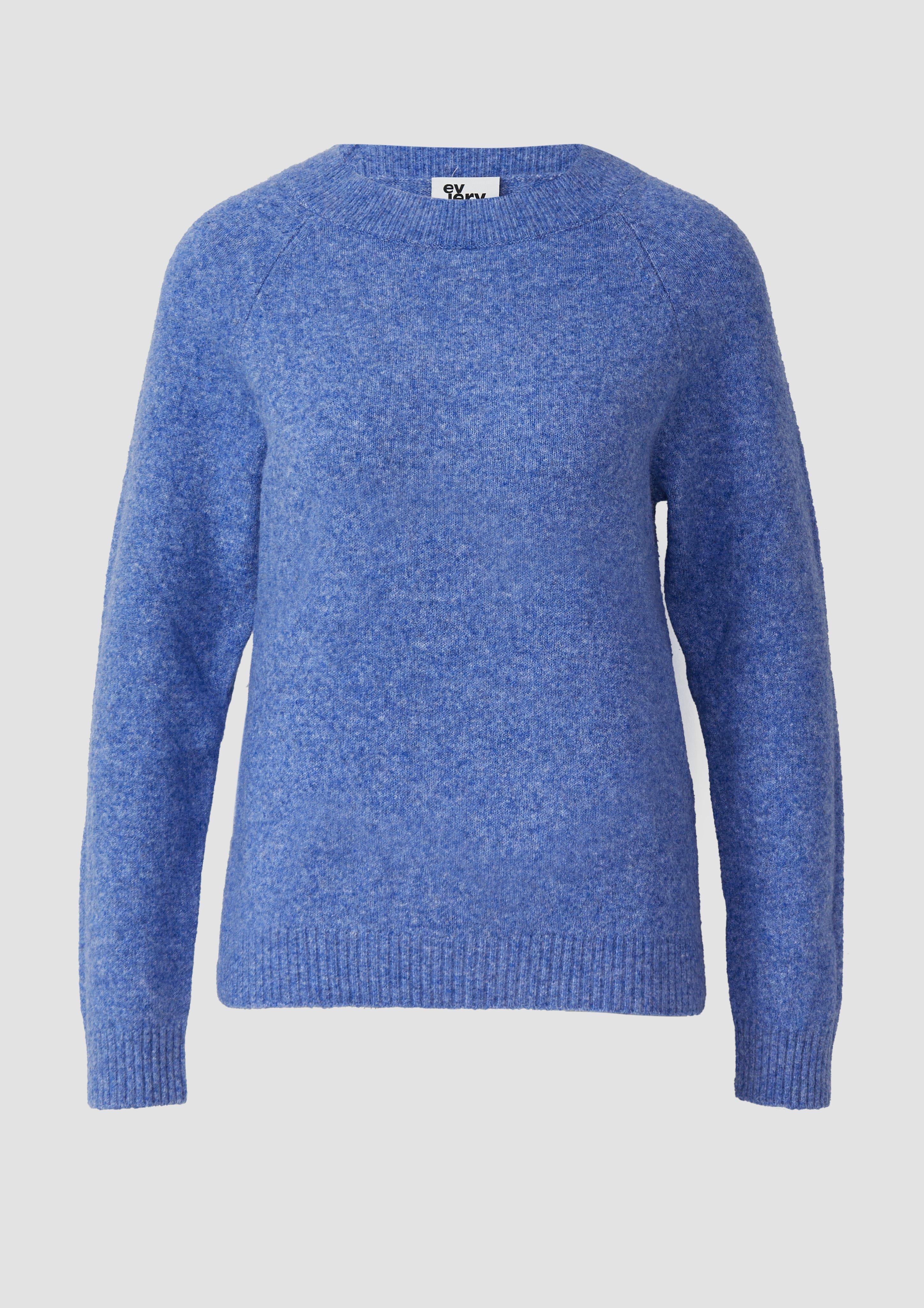 Pulover in 5141, 9999, 0805, 3384, 5959, 7926 & 9400