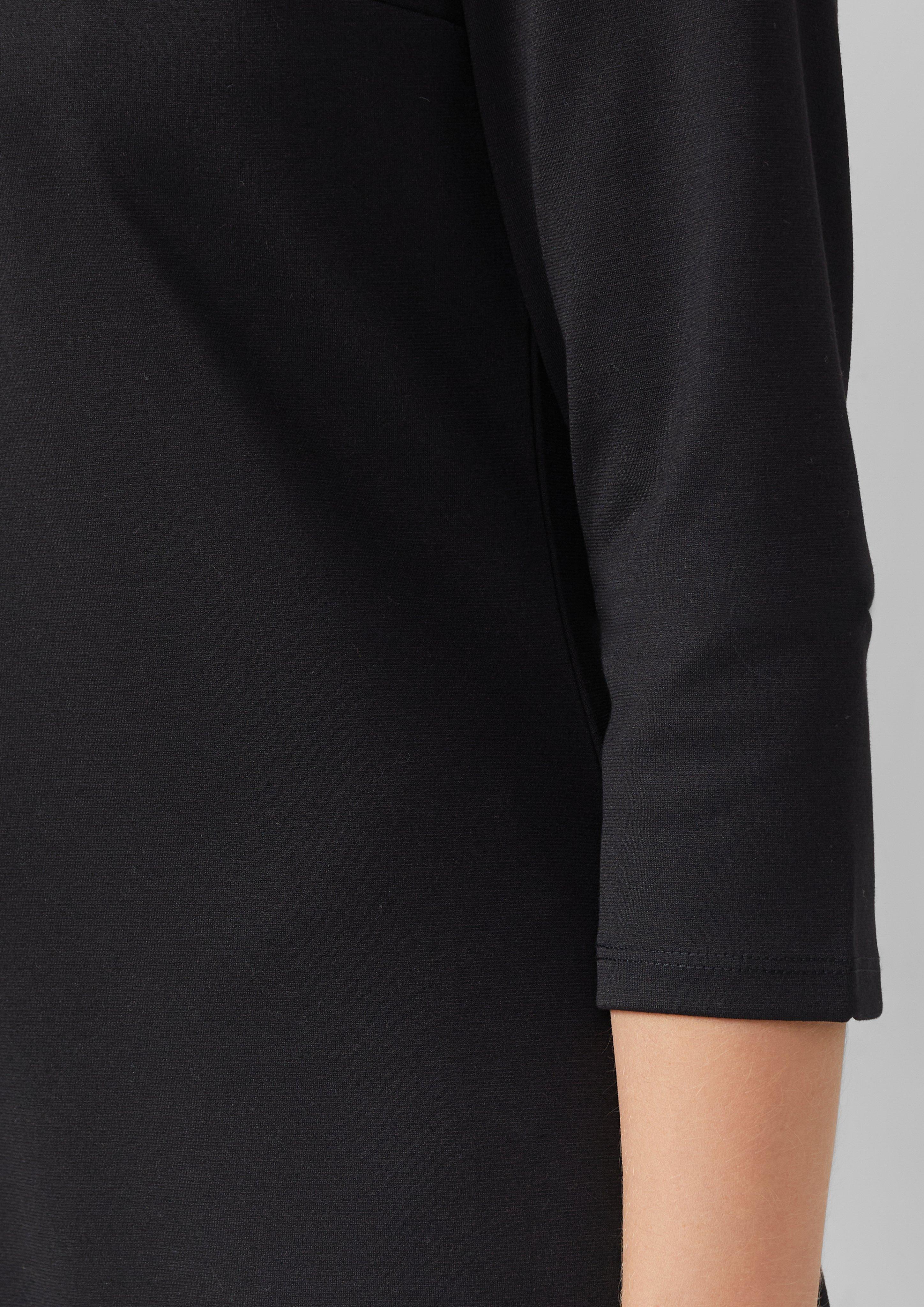 Robe in 9999, 7926 & 5959