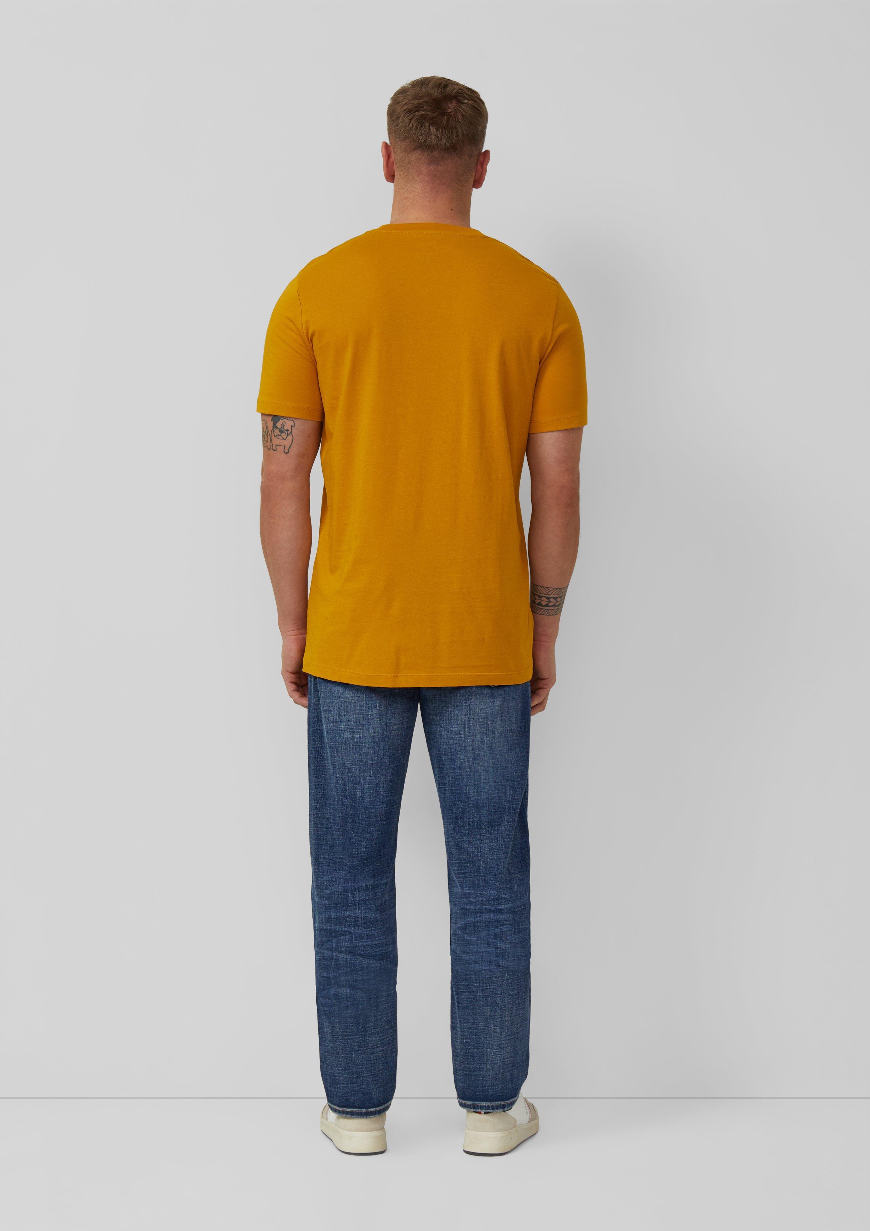 T-shirt in 1622, 8623, 9999, 5978, 0100 &amp; 9576