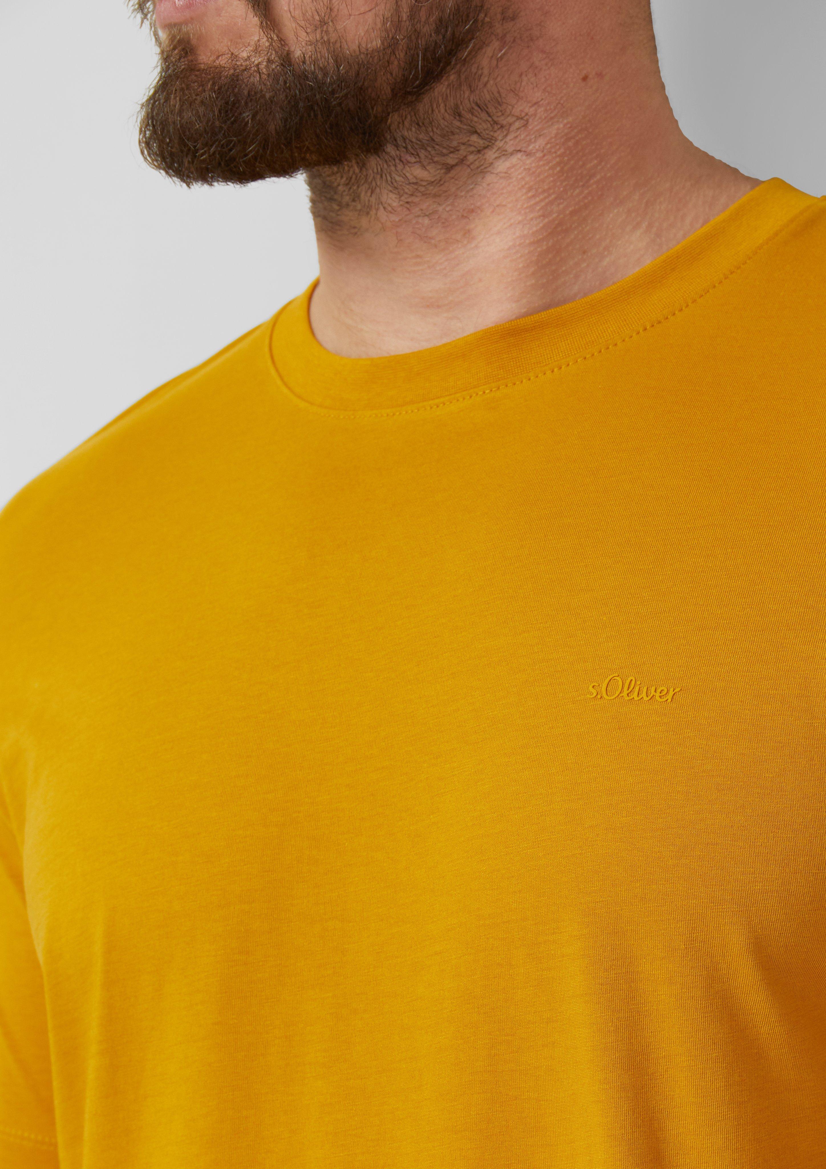 T-shirt in 1622, 8623, 9999, 5978, 0100 &amp; 9576