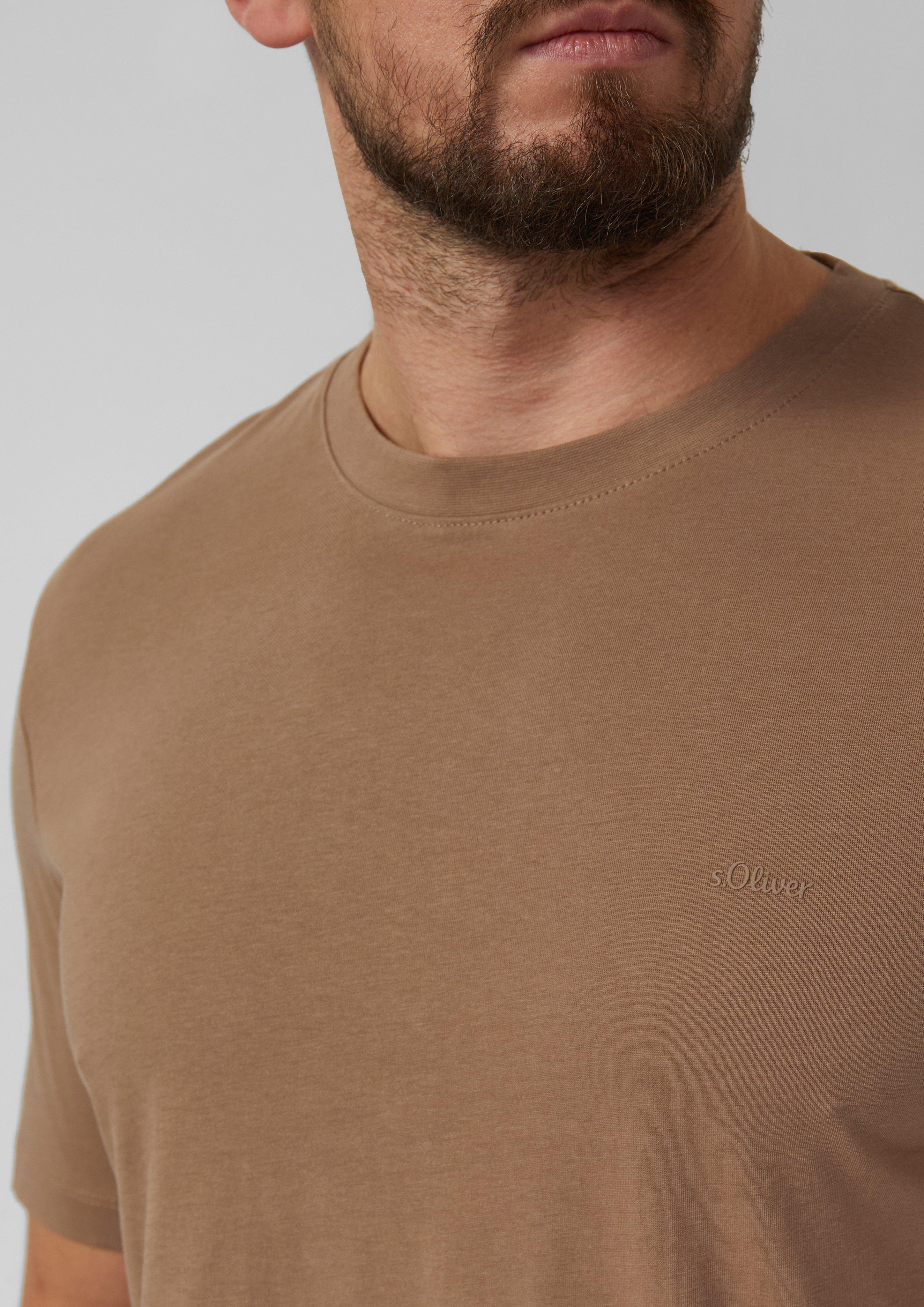 T-Shirt in 8623, 1622, 9999, 5978, 0100 & 9576