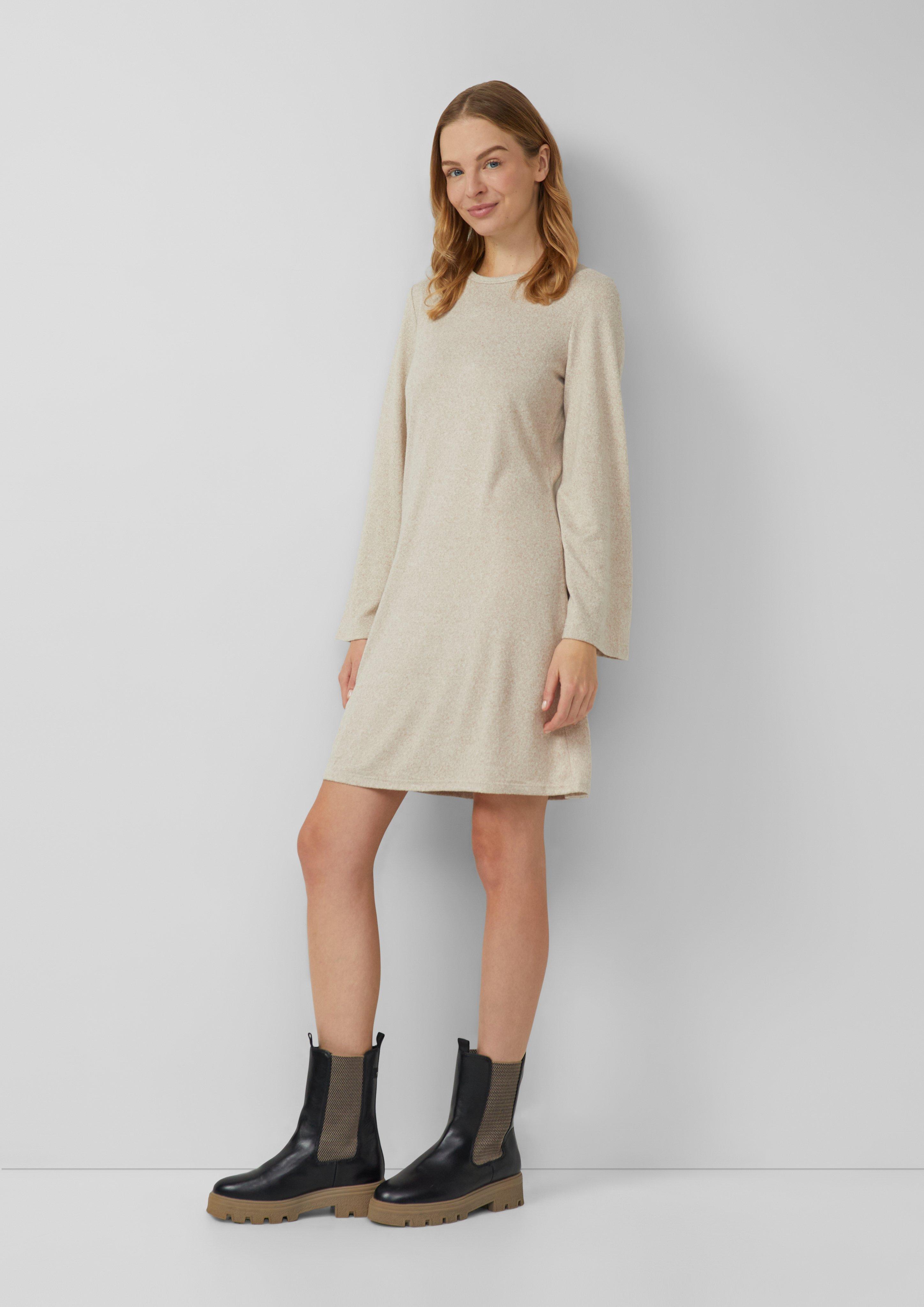 Robe in 81W9, 9999, 97W3 & 3902