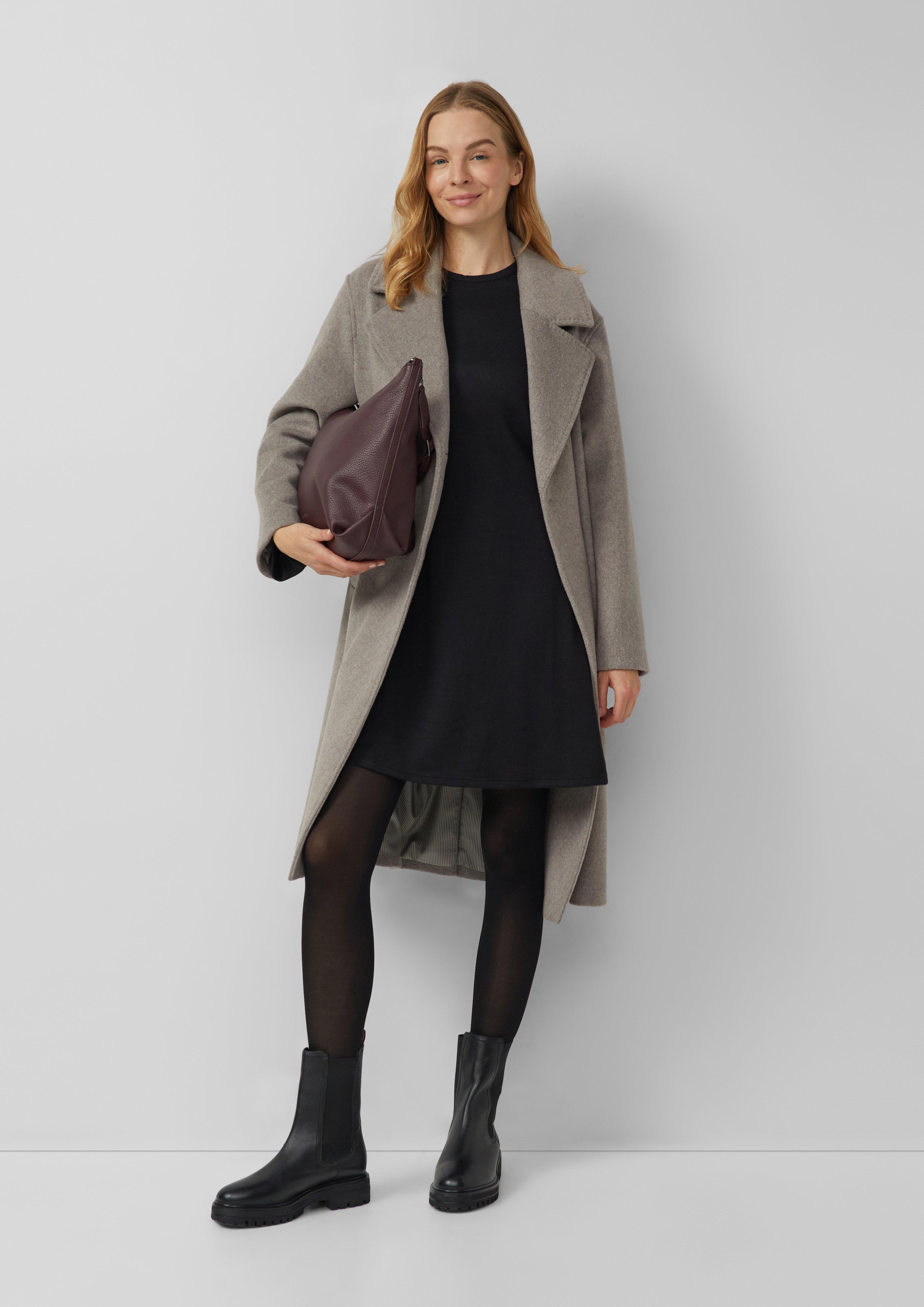 Robe in 9999, 81W9, 97W3 & 3902