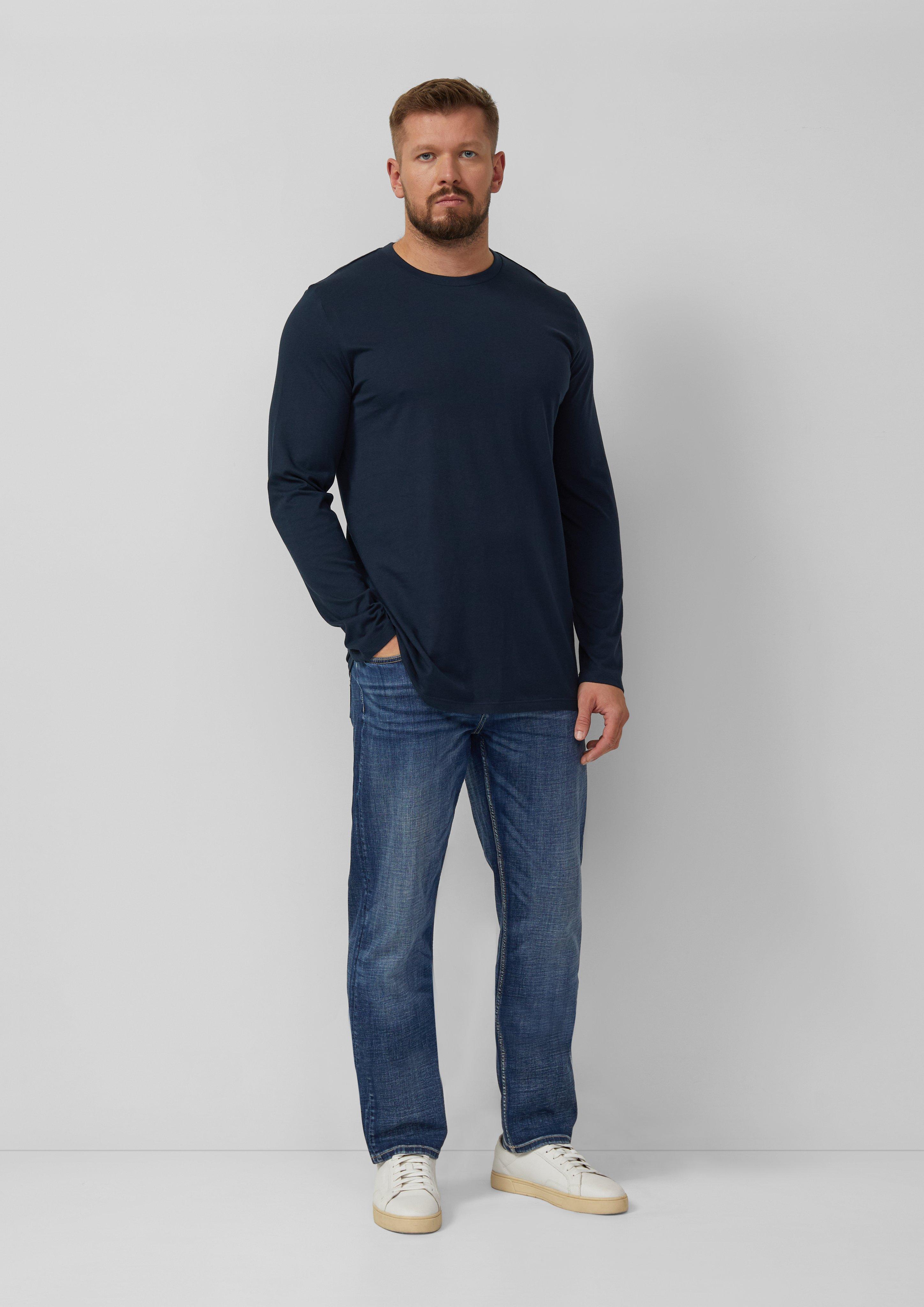 T-Shirt in 5978, 3907, 9999 & 0100