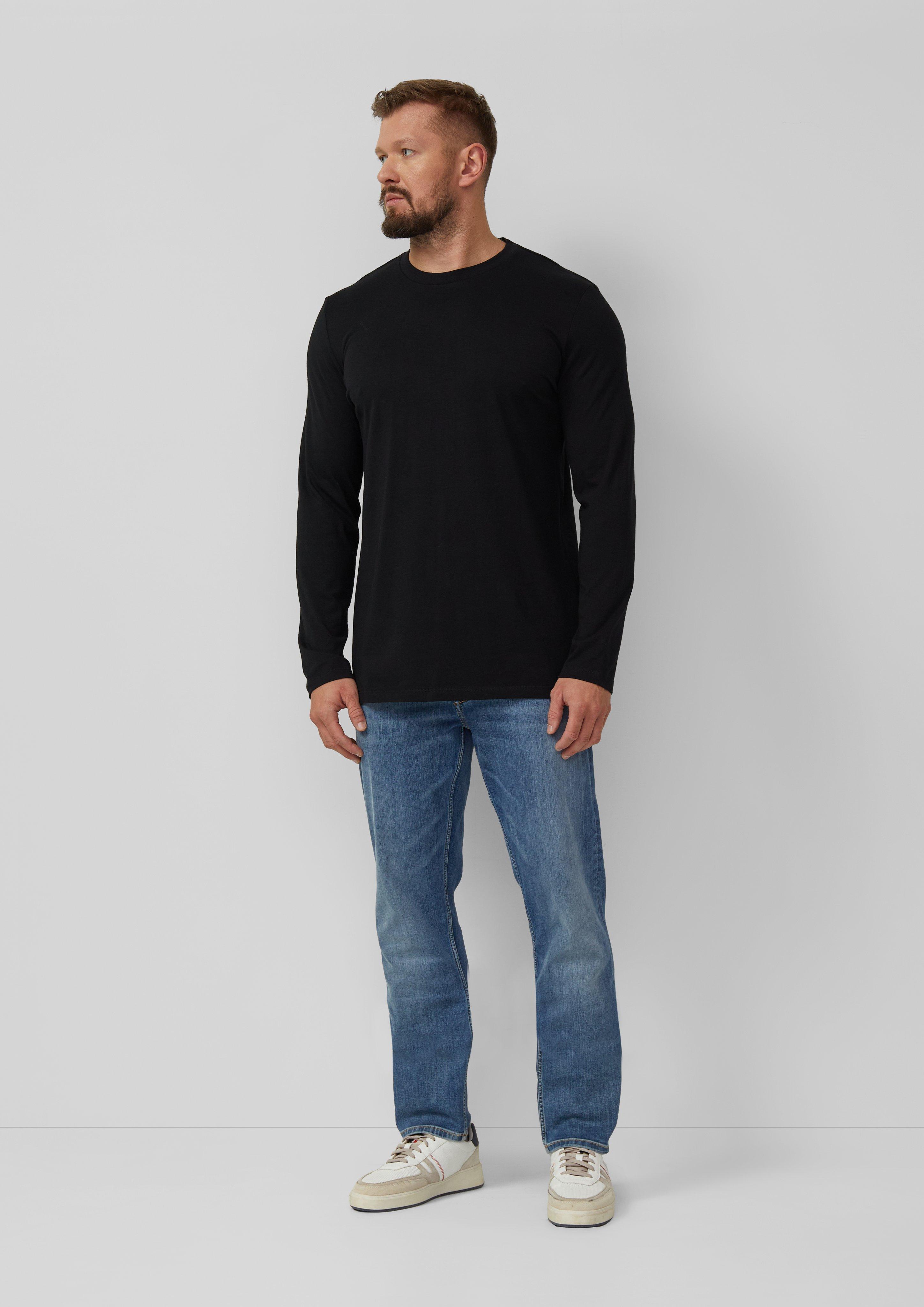 T-Shirt in 9999, 3907, 5978 & 0100