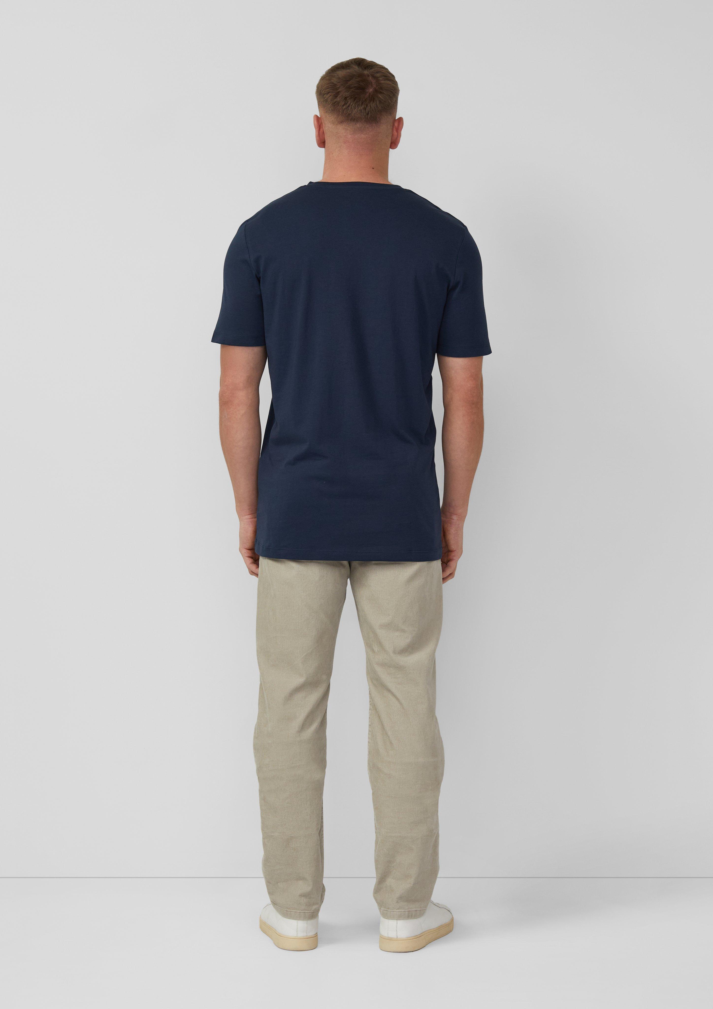 T-shirt in 5978, 7983, 6244, 0100 & 9999