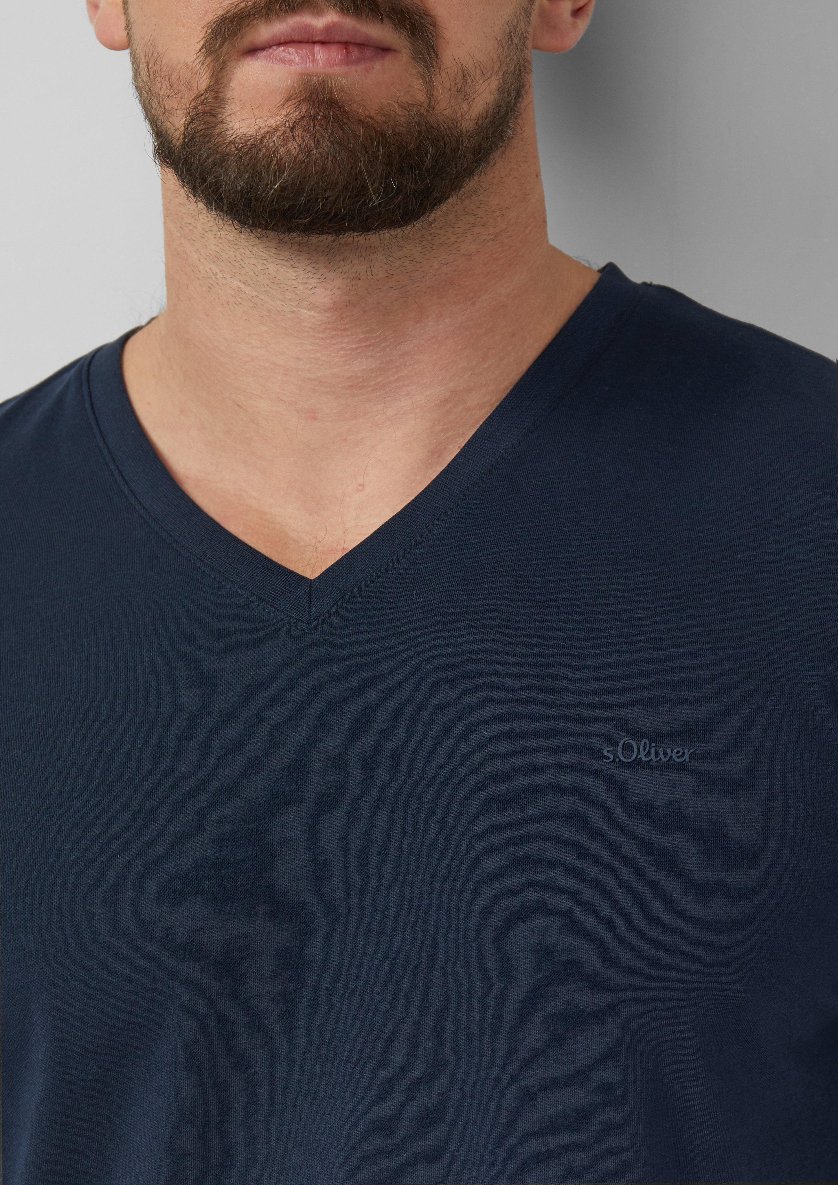 T-shirt in 5978, 7983, 6244, 0100 & 9999