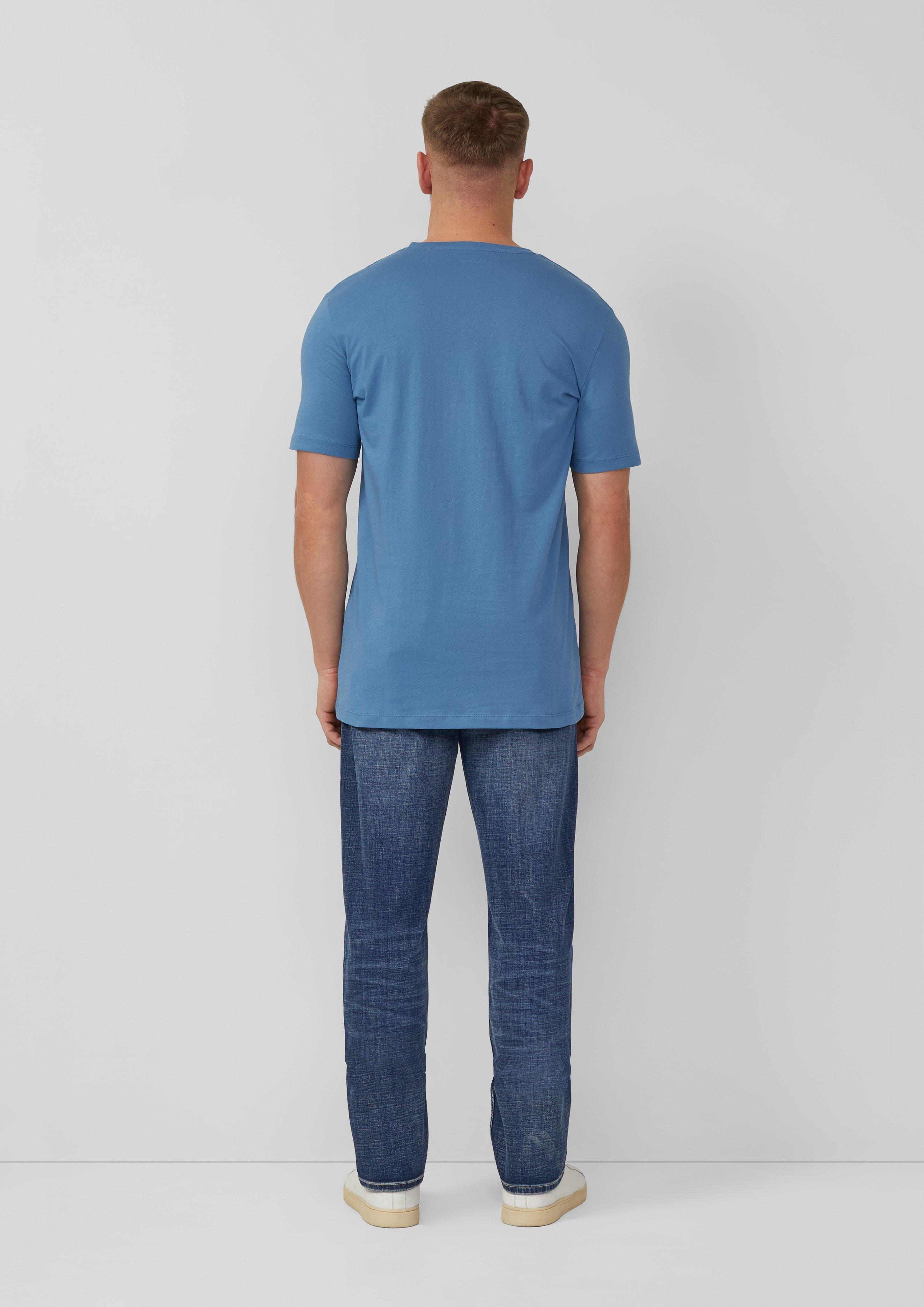 T-shirt in 6244, 7983, 0100, 9999 & 5978