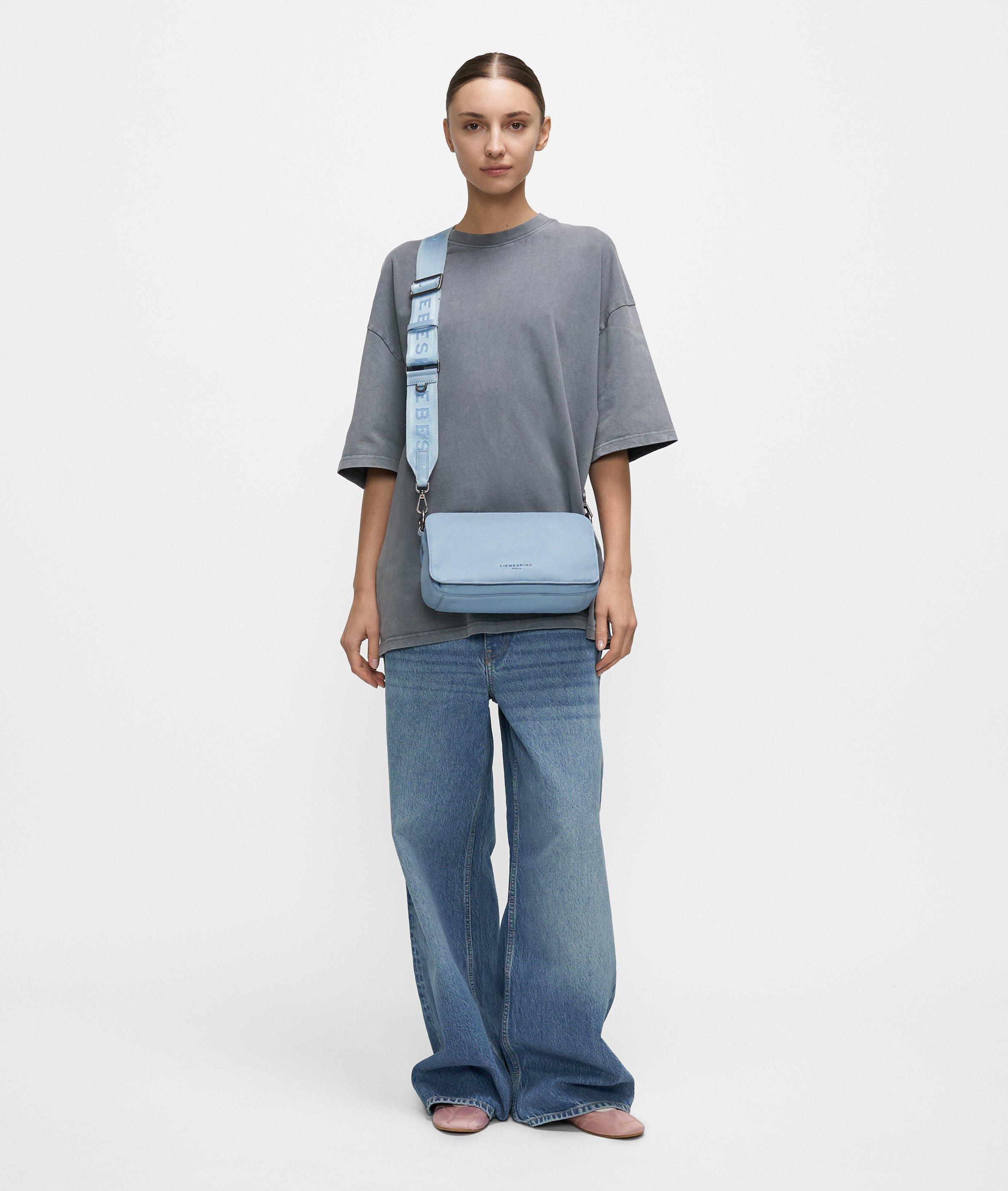 LIEBESKIND BERLIN Clarice Crossbody M