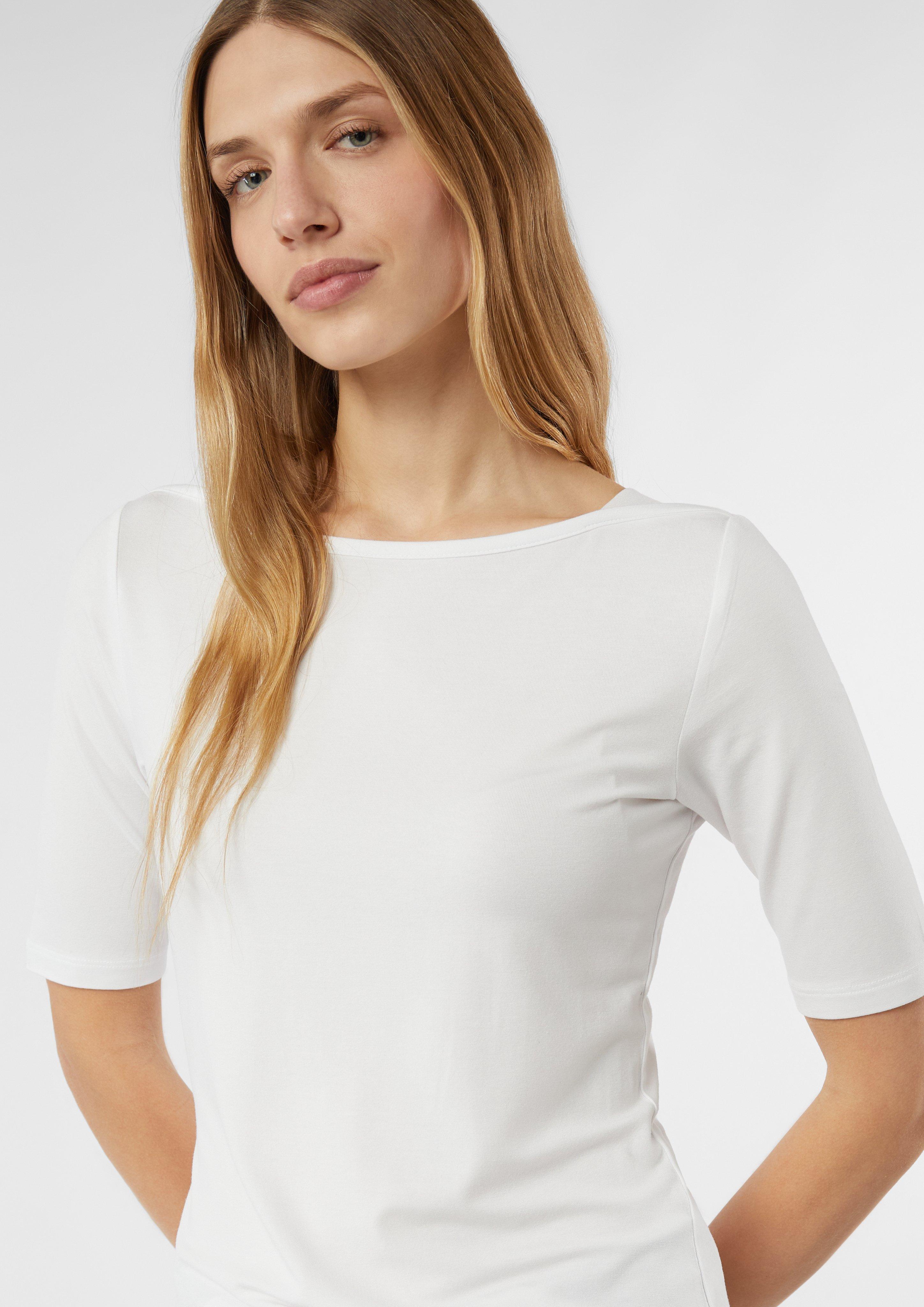 T-Shirt in 0100 & 9999