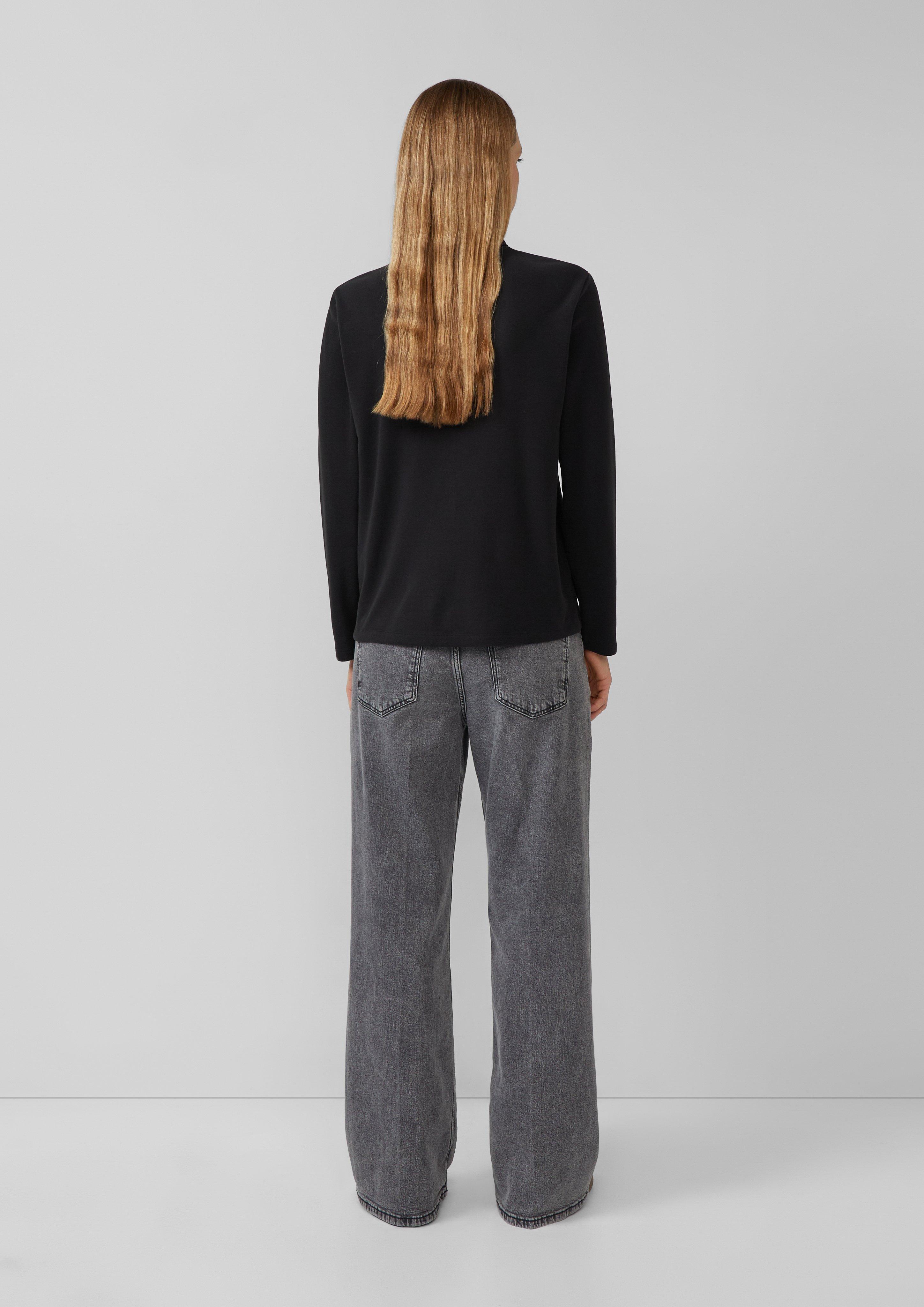 T-shirt in 9999, 0805, 9400, 5141, 3902 & 7926