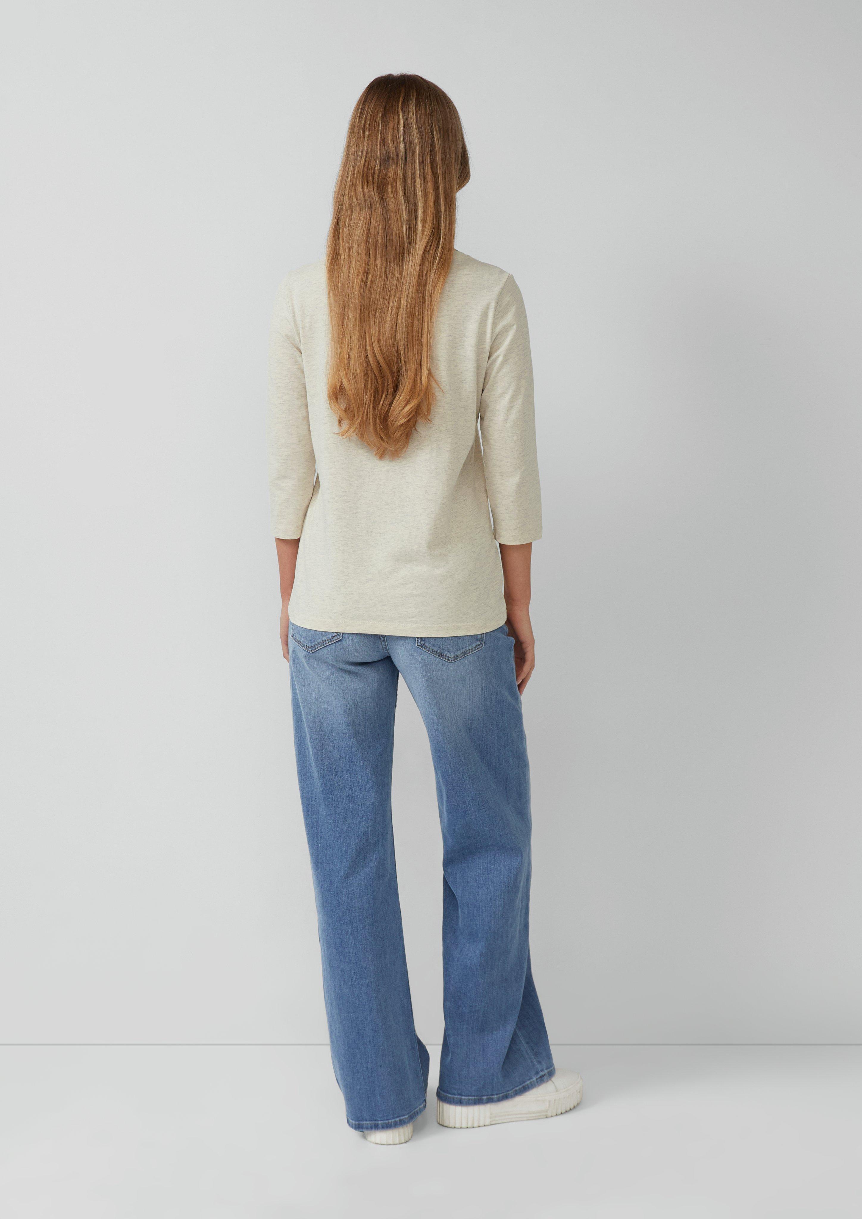 T-shirt in 81W9, 0100, 3902, 6933, 5141 & 97W2