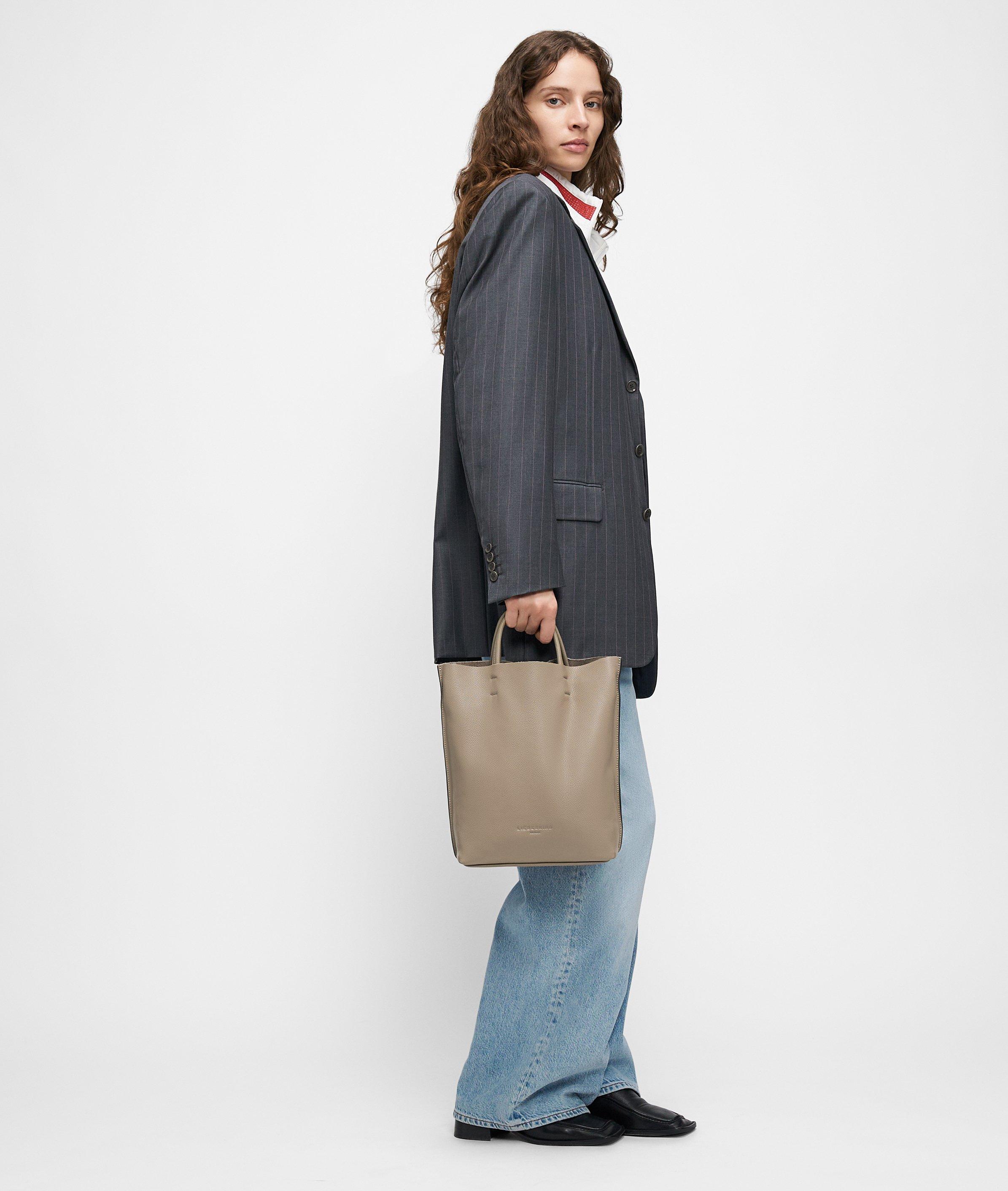 Hera Tote M in beige & schwarz