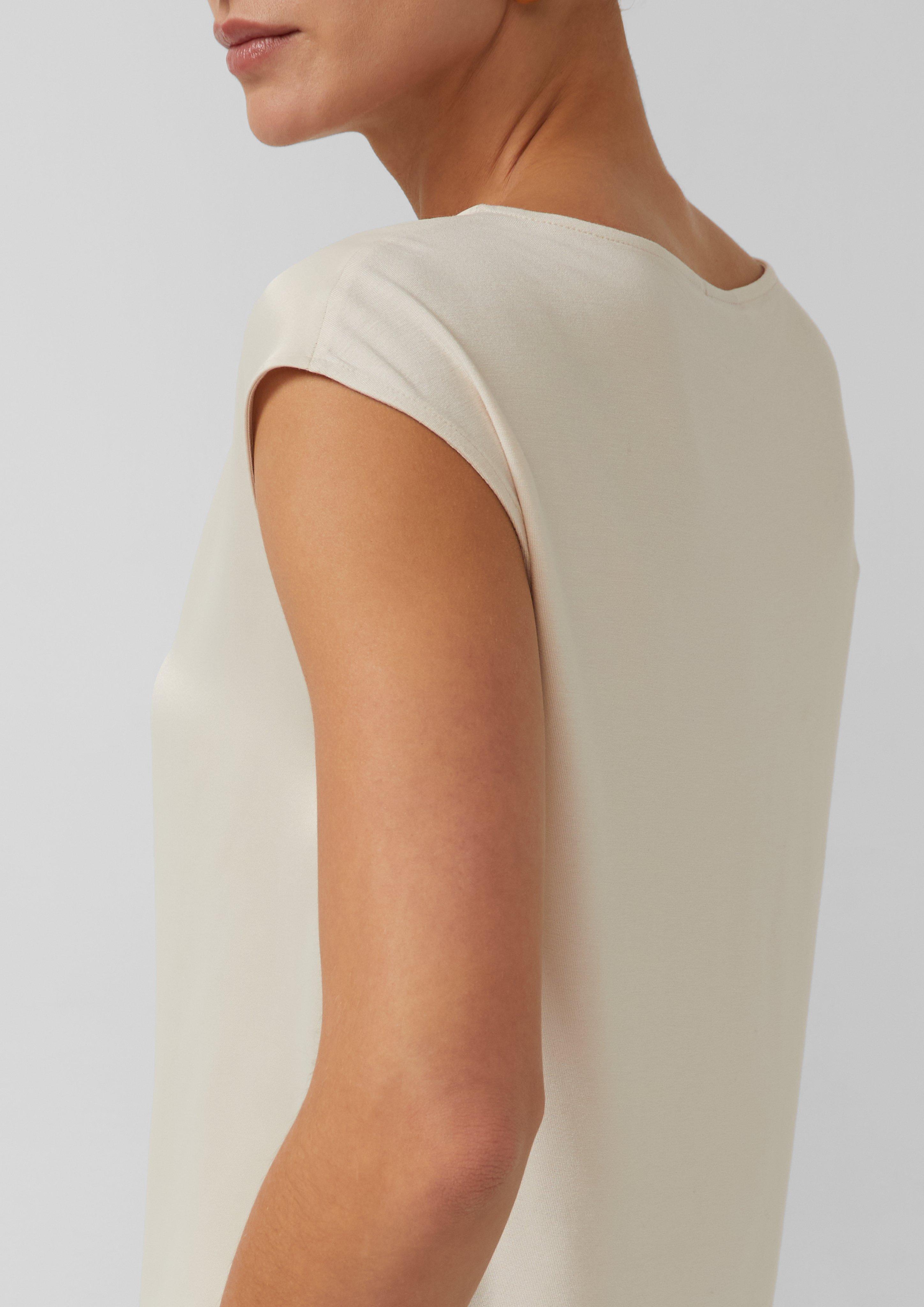 Thumbnail - Ärmelloses Viskose-Shirt im Fabricmix