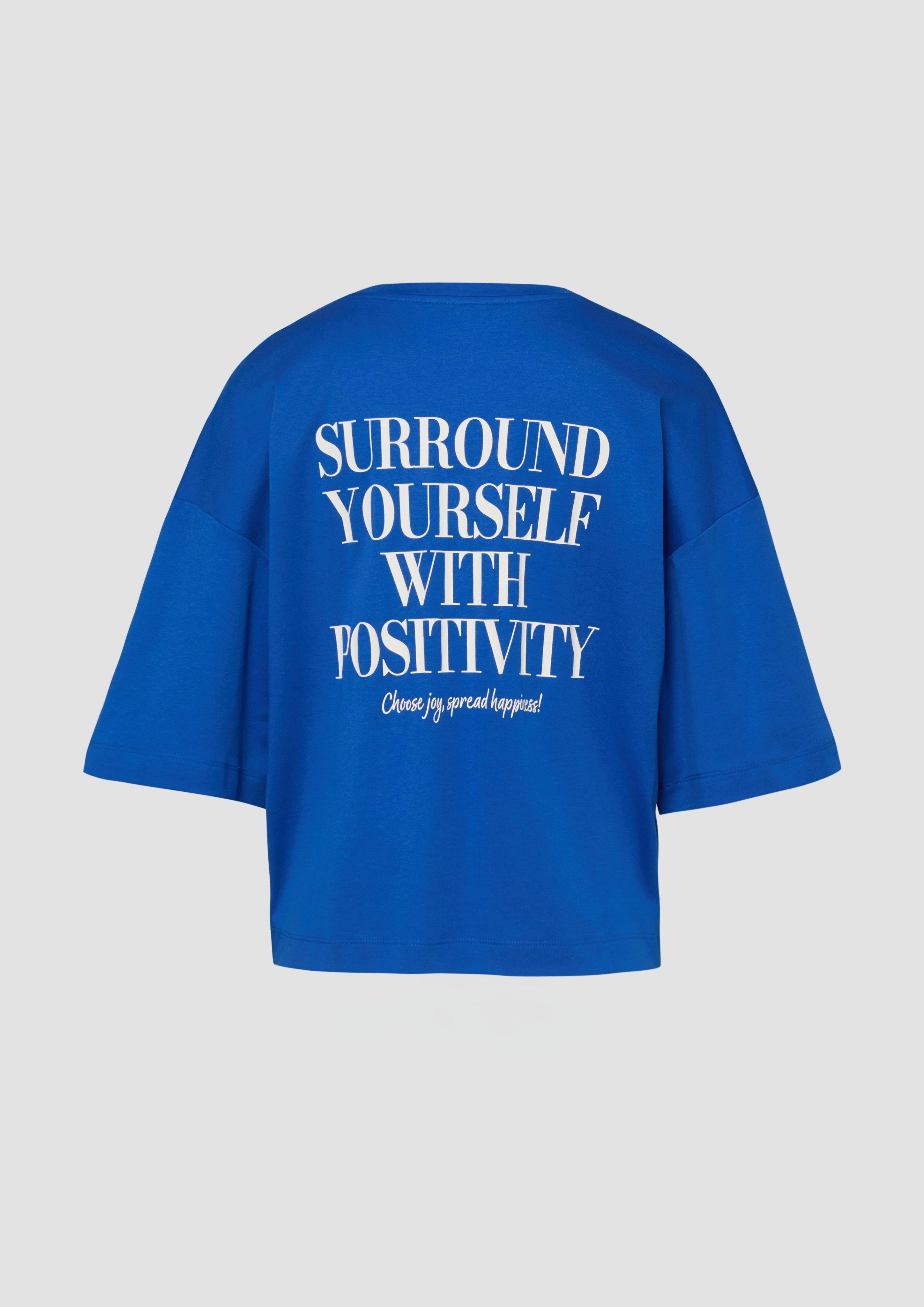 T-Shirt in 56D0, 79D0, 51D1 & 01D1