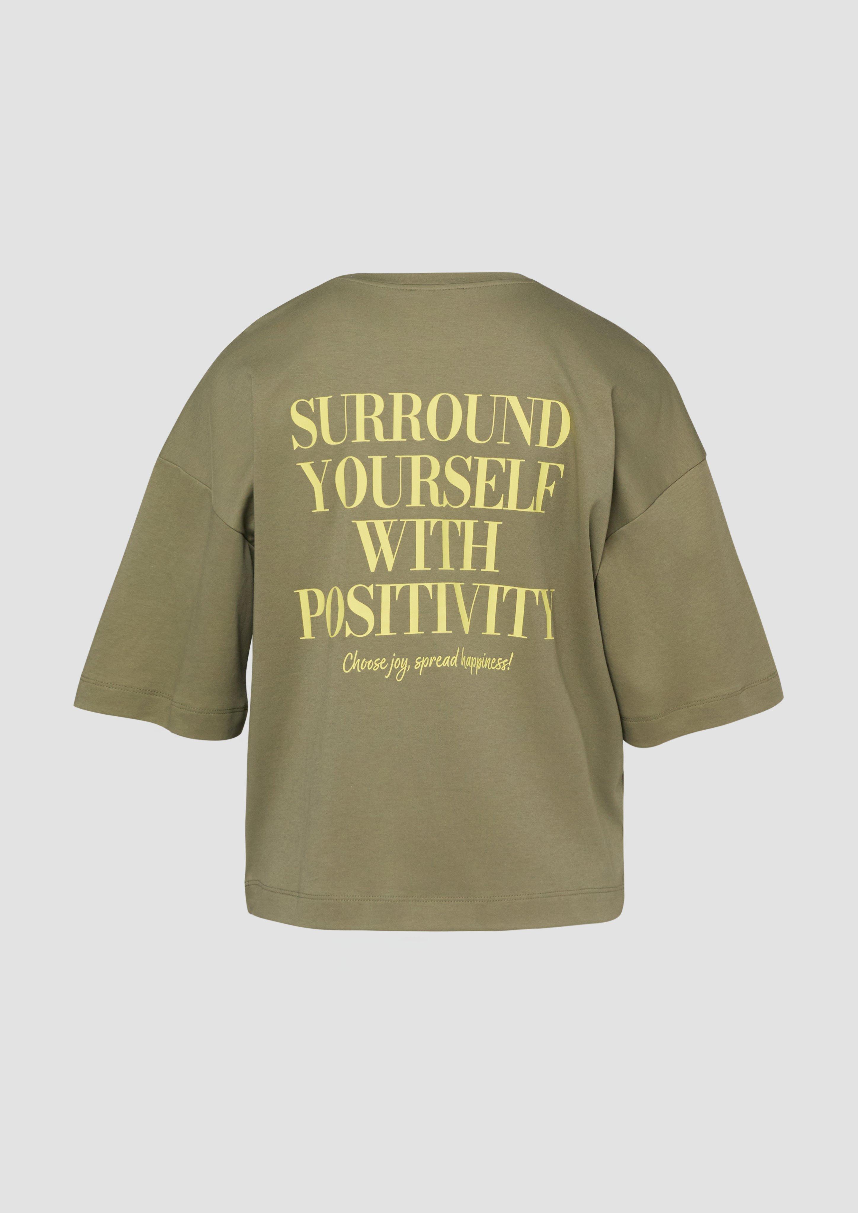 T-Shirt in 79D0, 51D1, 01D1 & 56D0