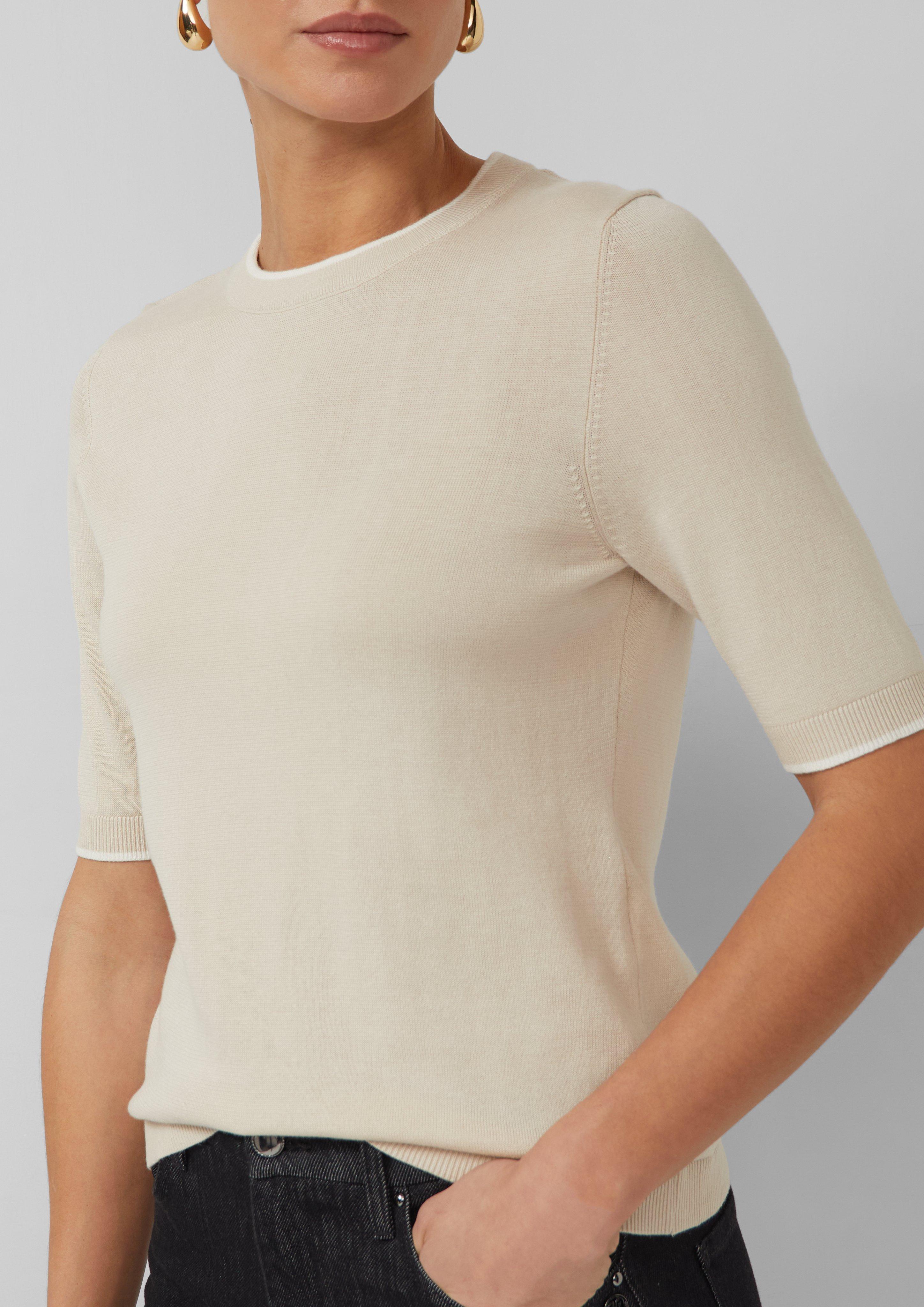 Thumbnail - Kurzärmeliger Feinstrickpullover mit Kontrastdetails