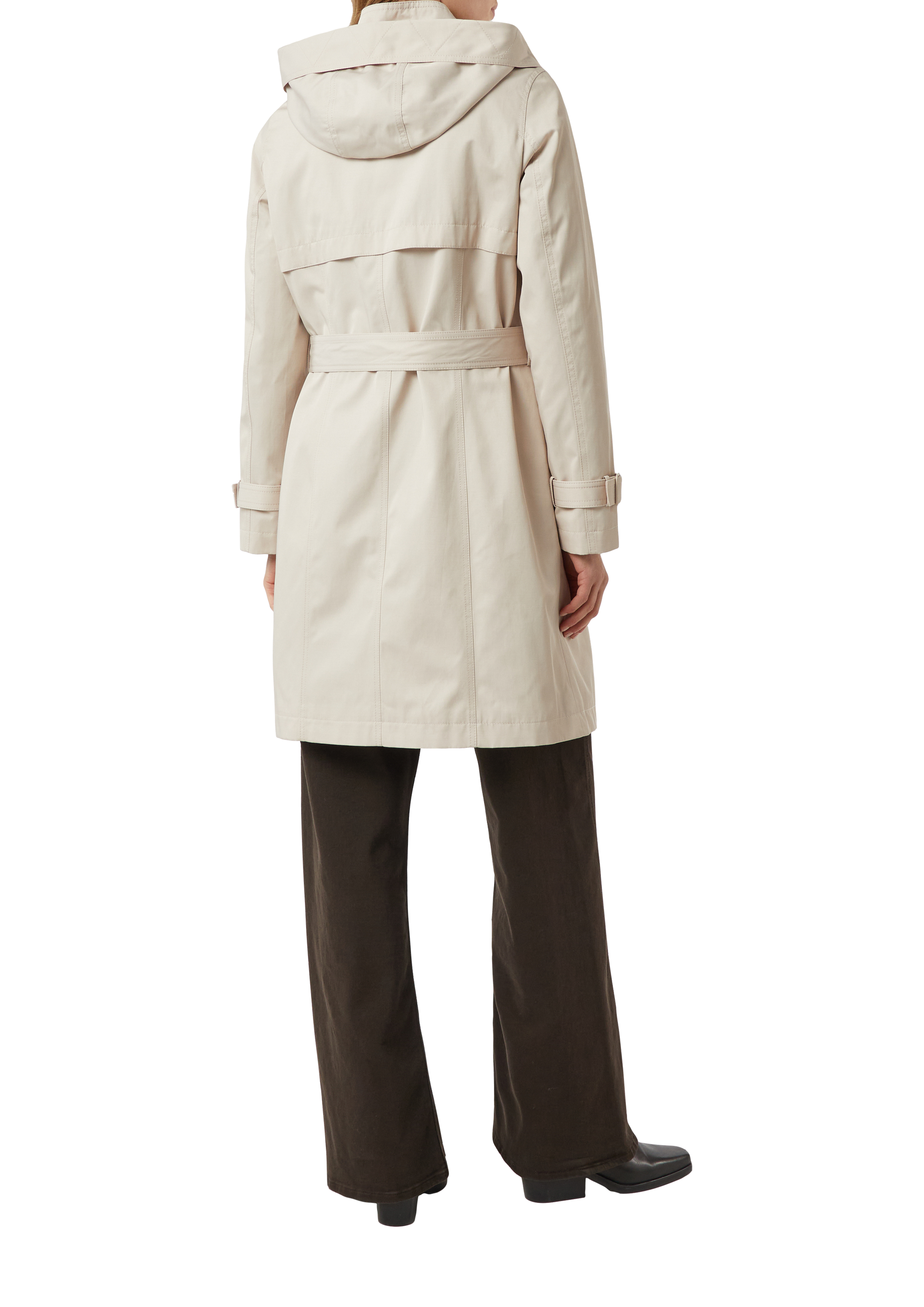 Thumbnail - Outdoor-Mantel