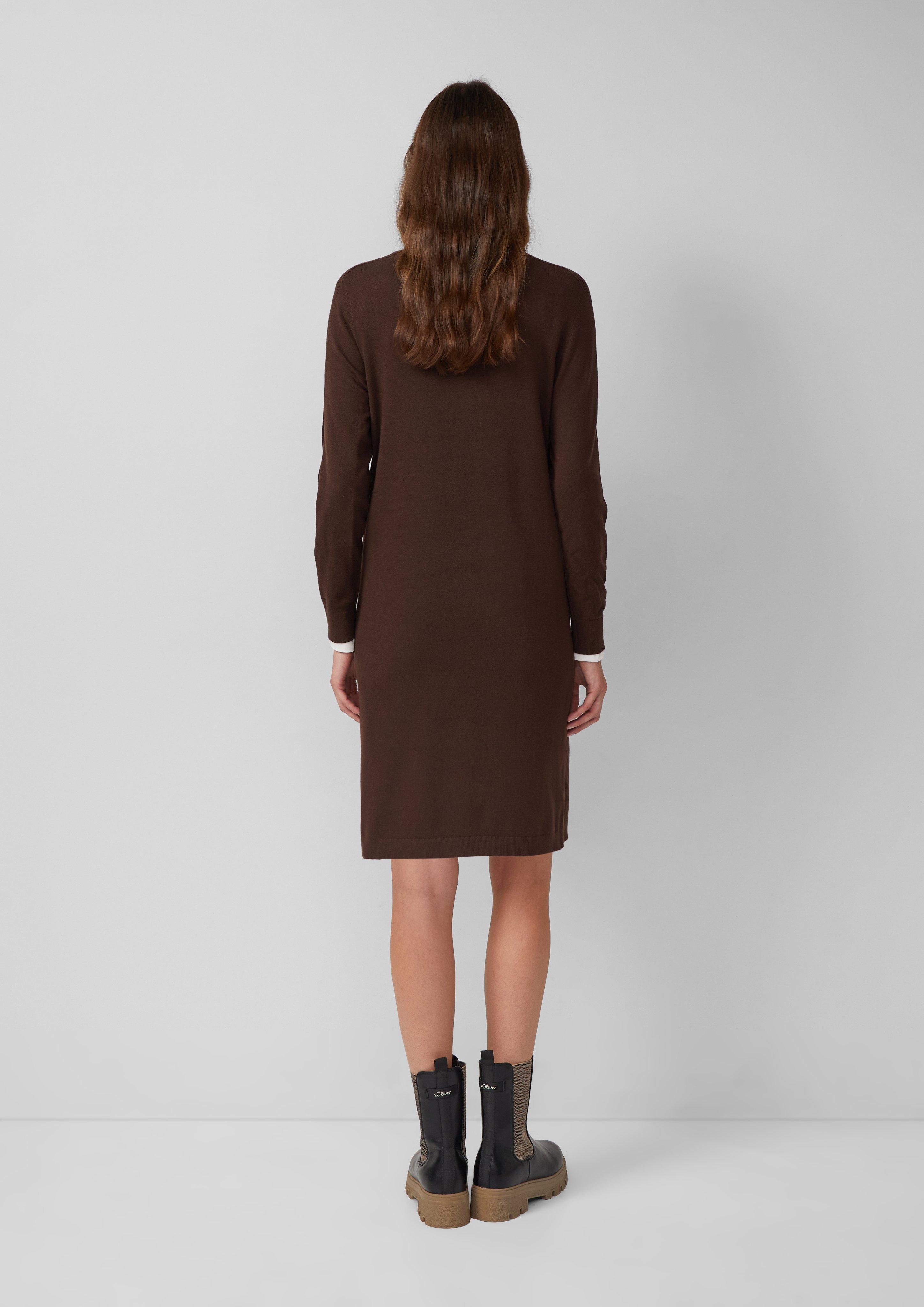 Robe in 8945, 9999, 3902 & 97W3