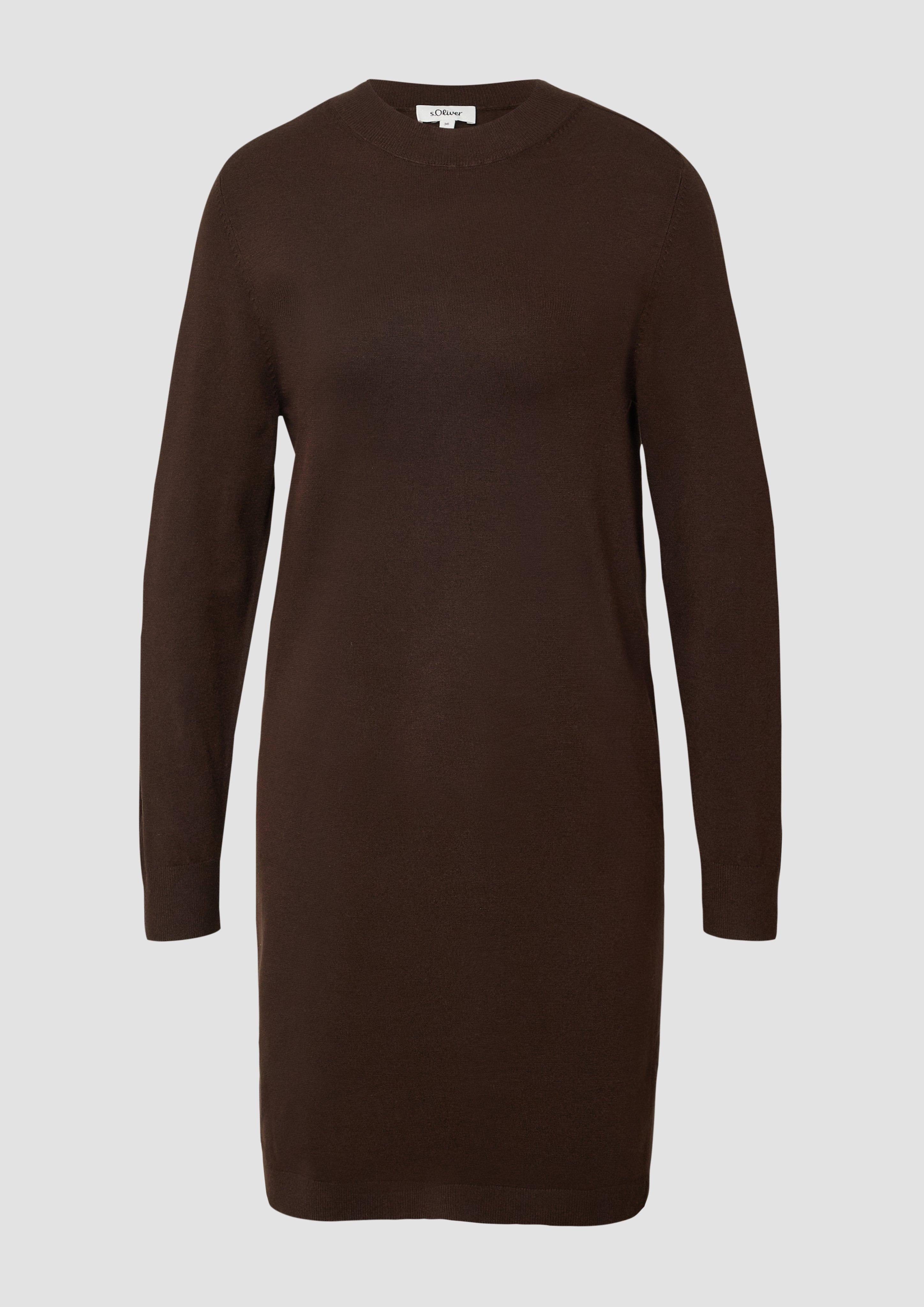 Robe in 8945, 9999, 3902 & 97W3