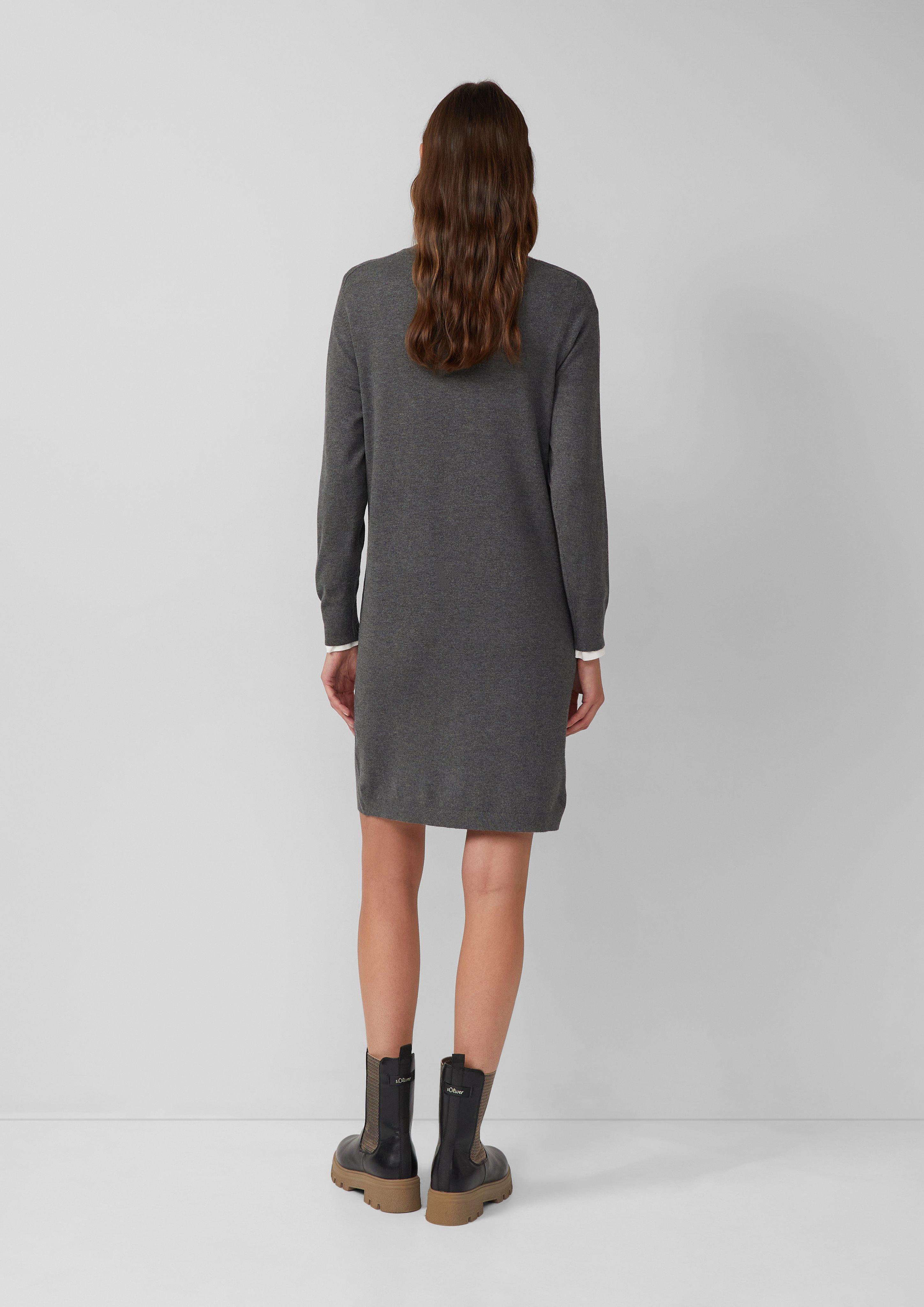 Robe in 97W3, 9999, 8945 & 3902