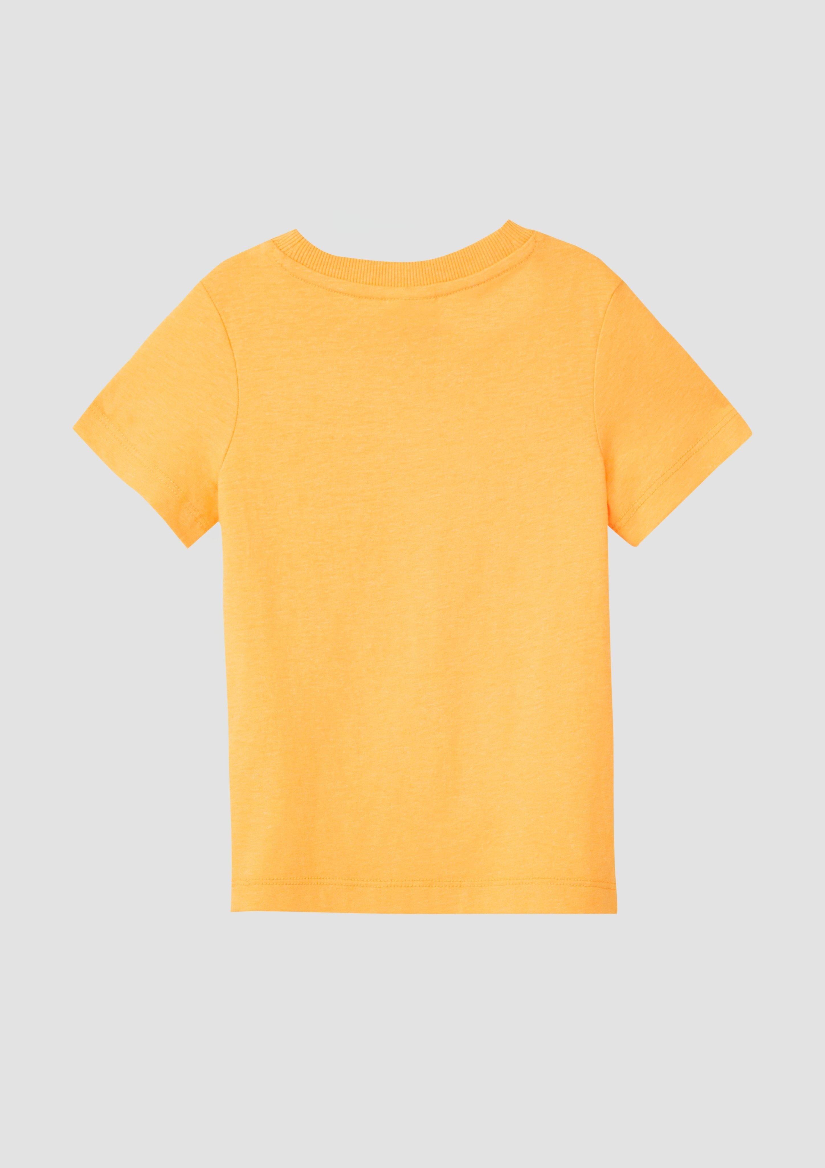 T-shirt in 2440, 5952 & 0100