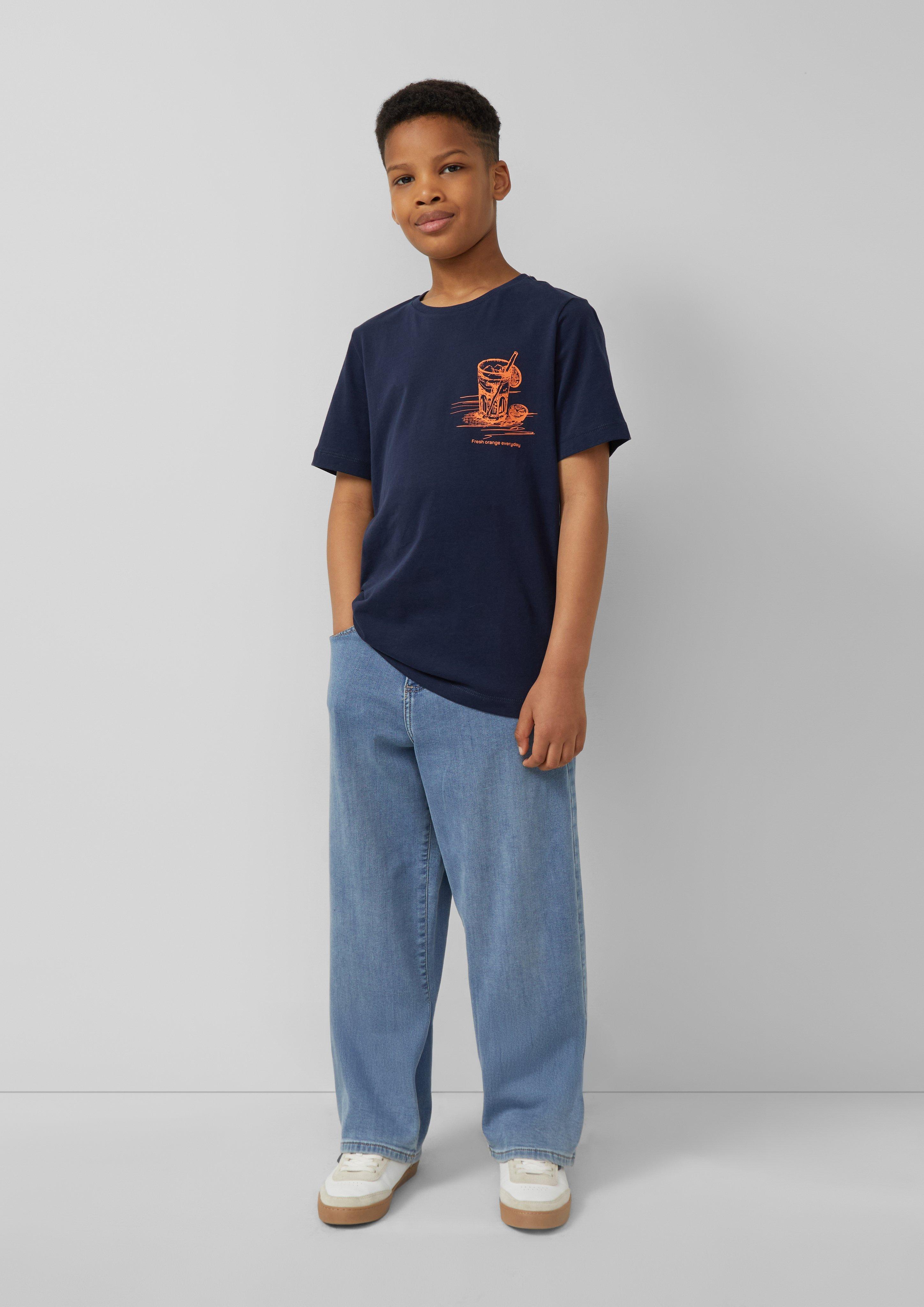 T-Shirt in 5952, 0100 & 6524