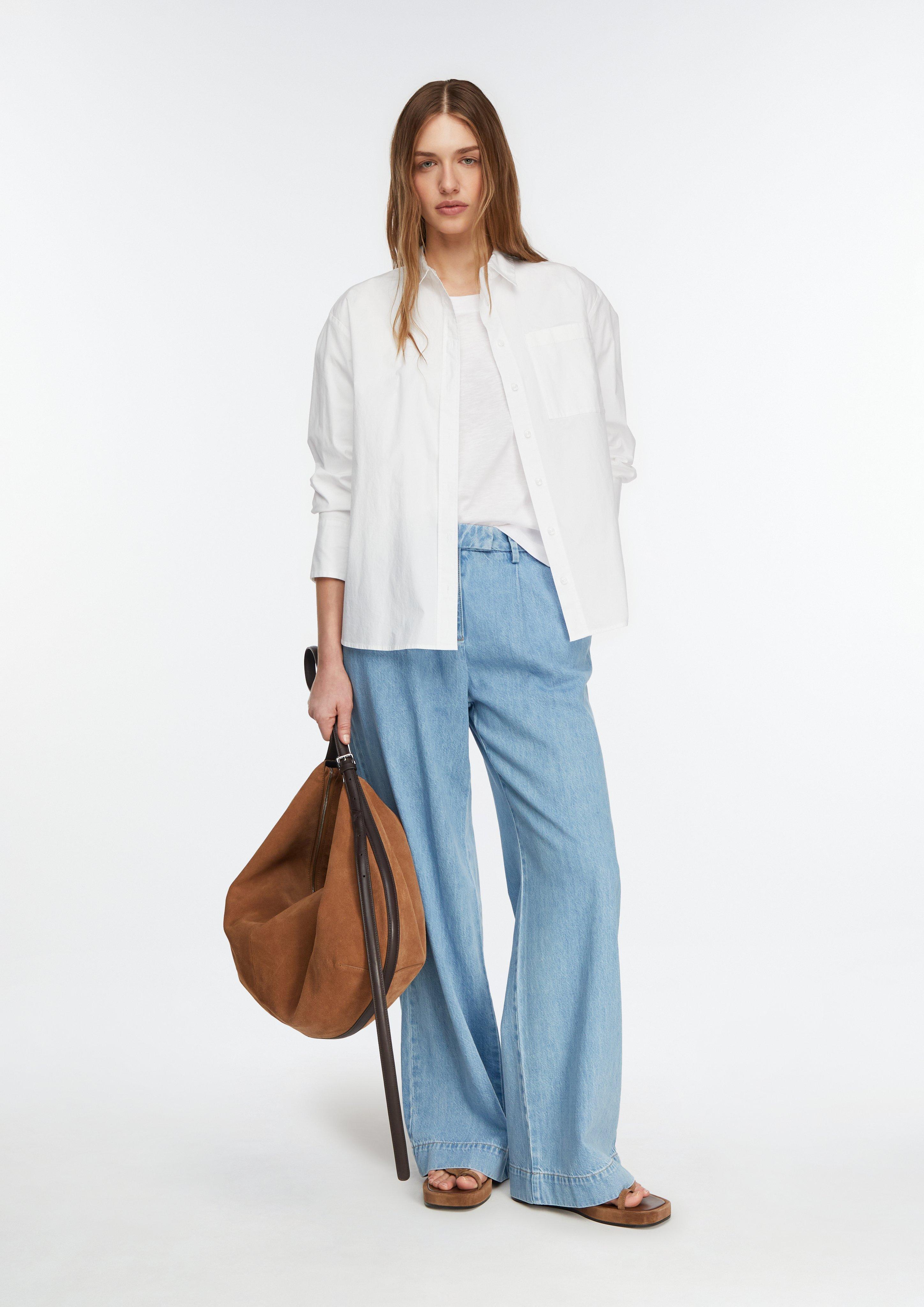 T-Shirt in 0100 & 9300