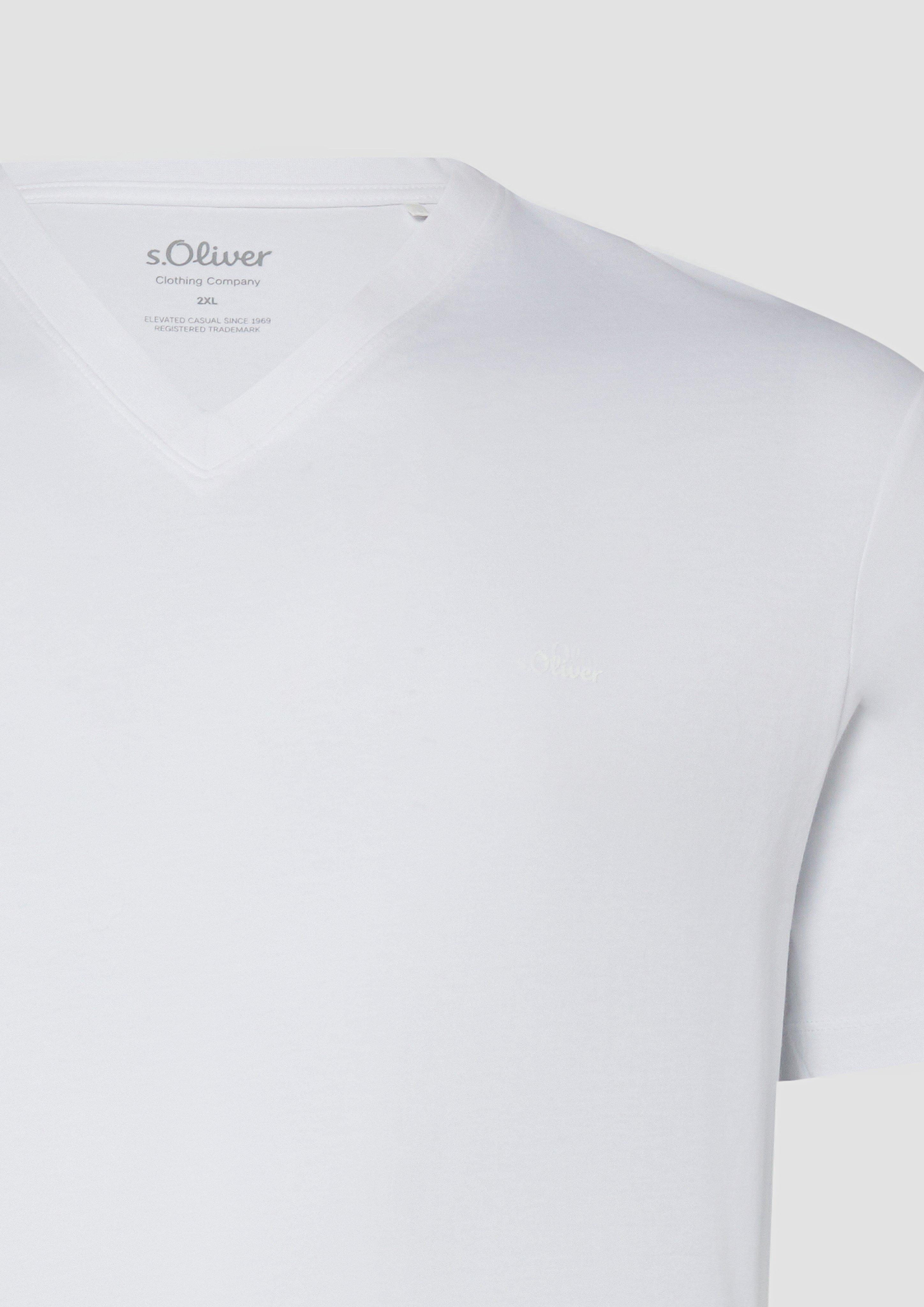 T-shirt in 0100, 7983, 5978, 9999, 6244 & 6122