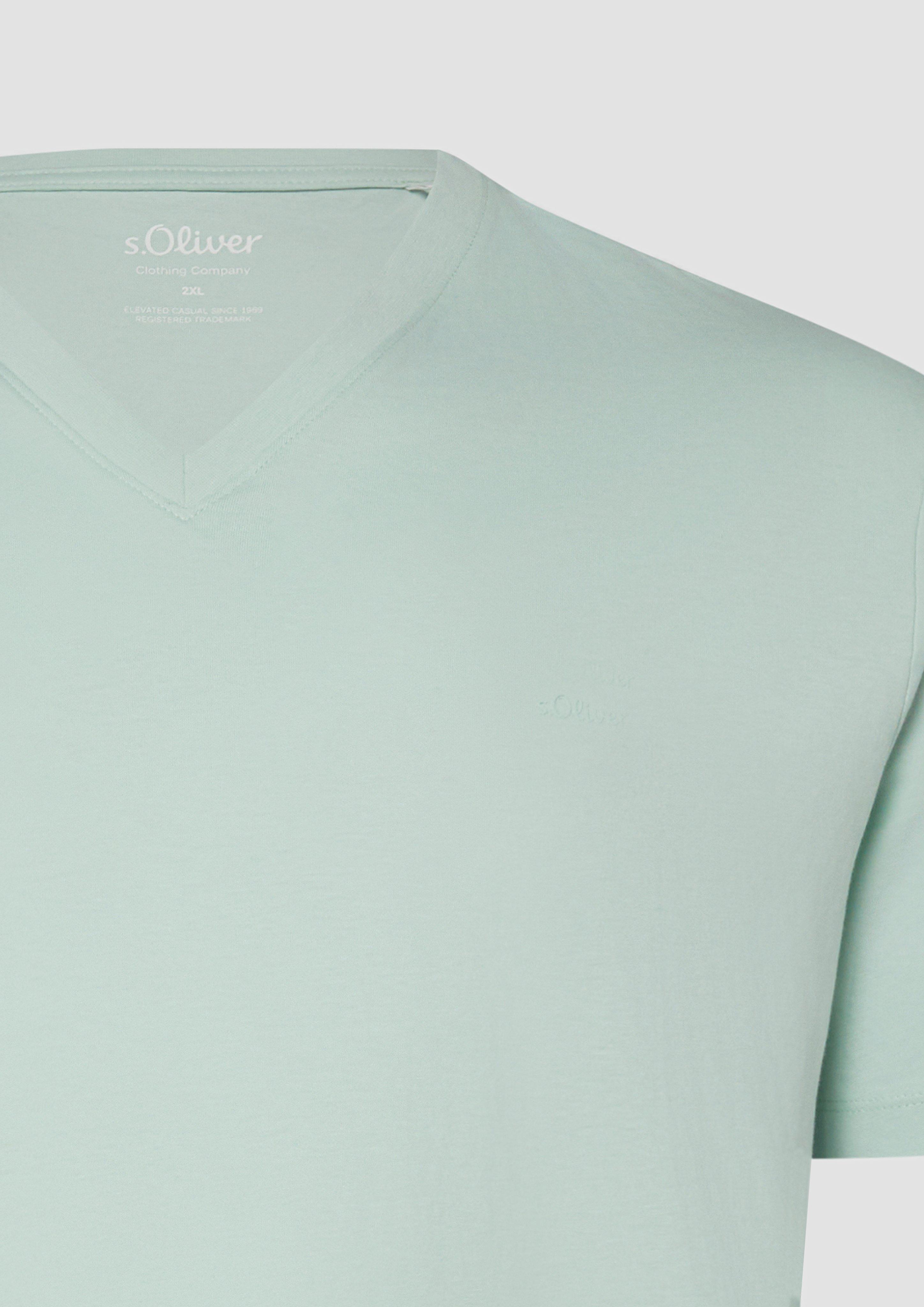 T-shirt in 6122, 7983, 5978, 9999, 0100 & 6244