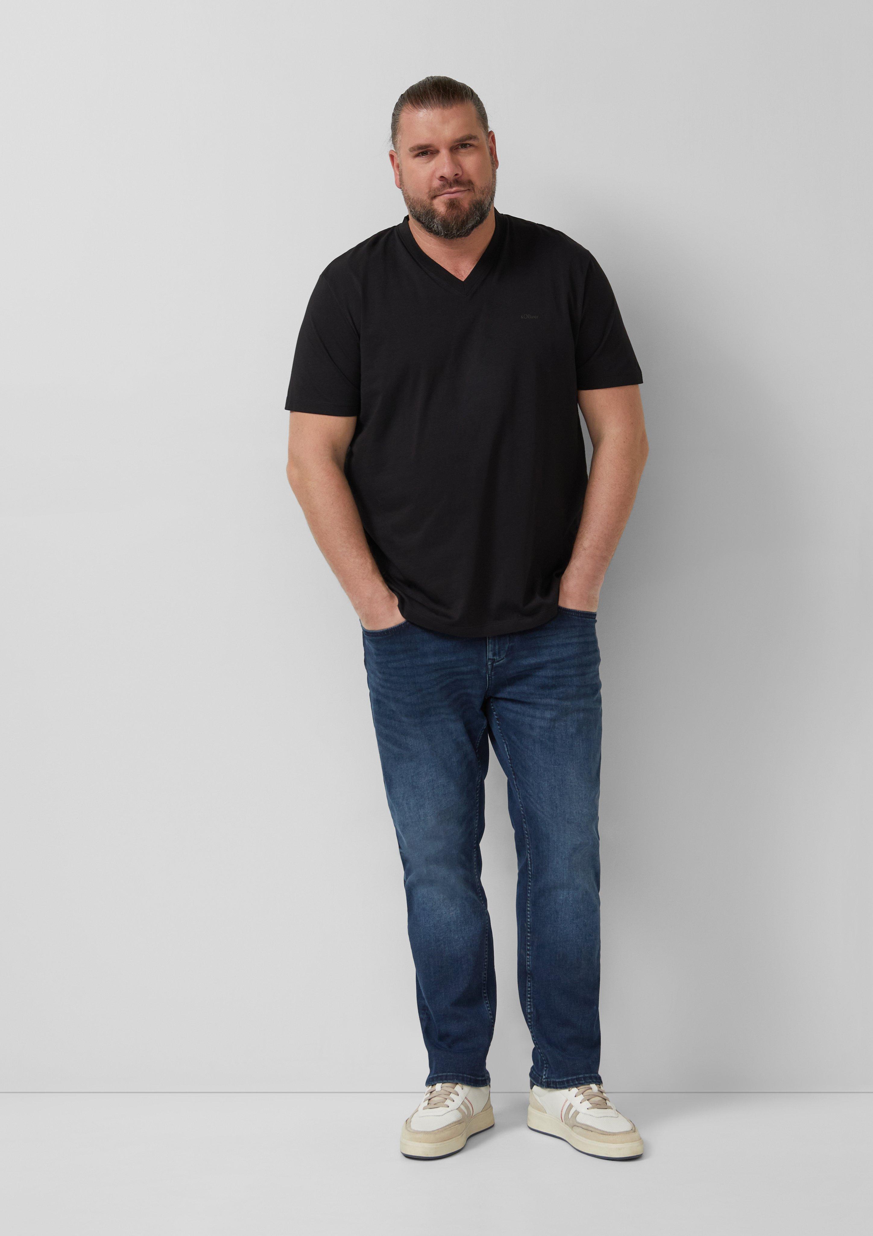 T-shirt in 9999, 7983, 5978, 0100, 6244 & 6122