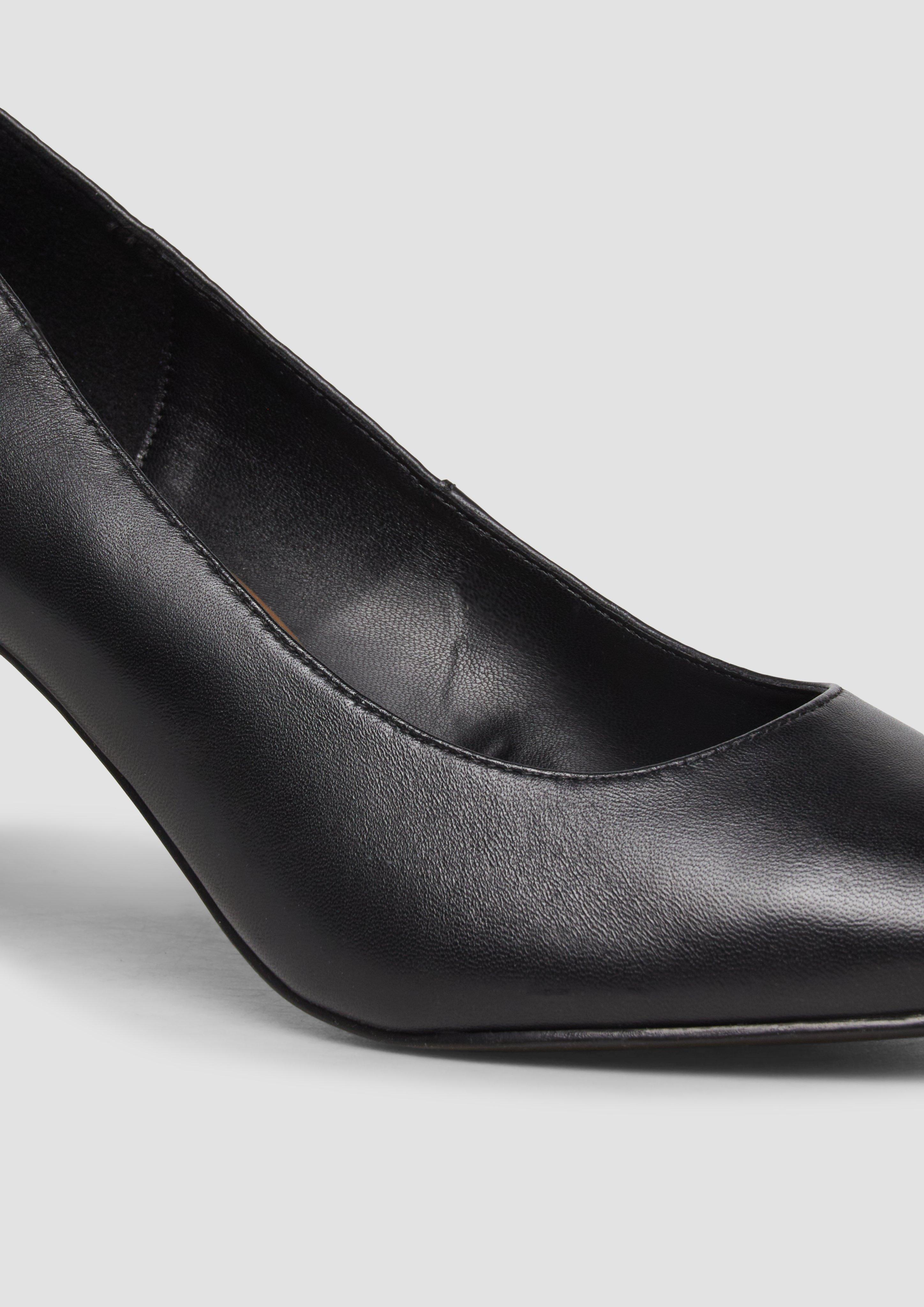 Pumps in 9998 & 8000