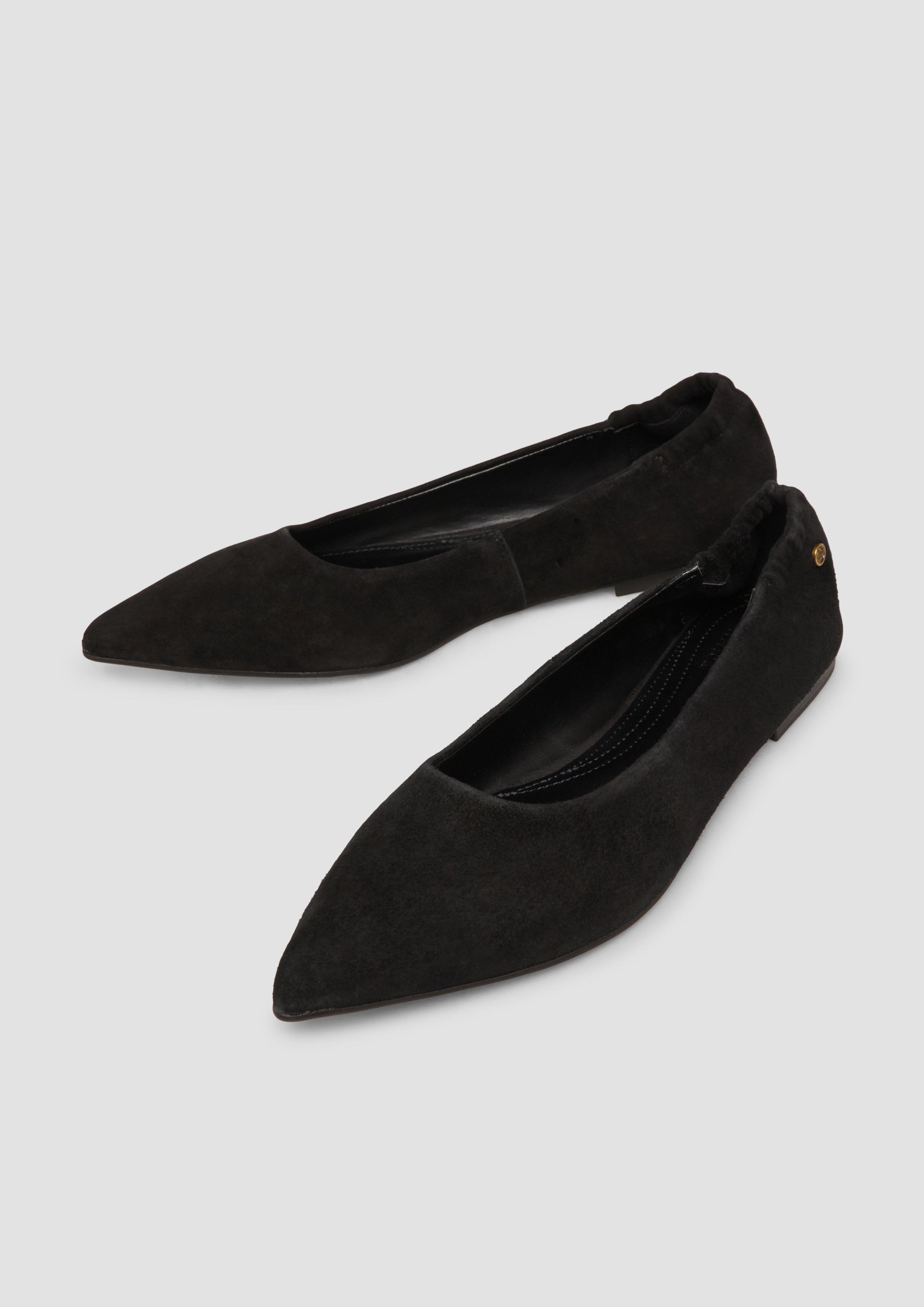 Ballerinas in 9999 & 7800