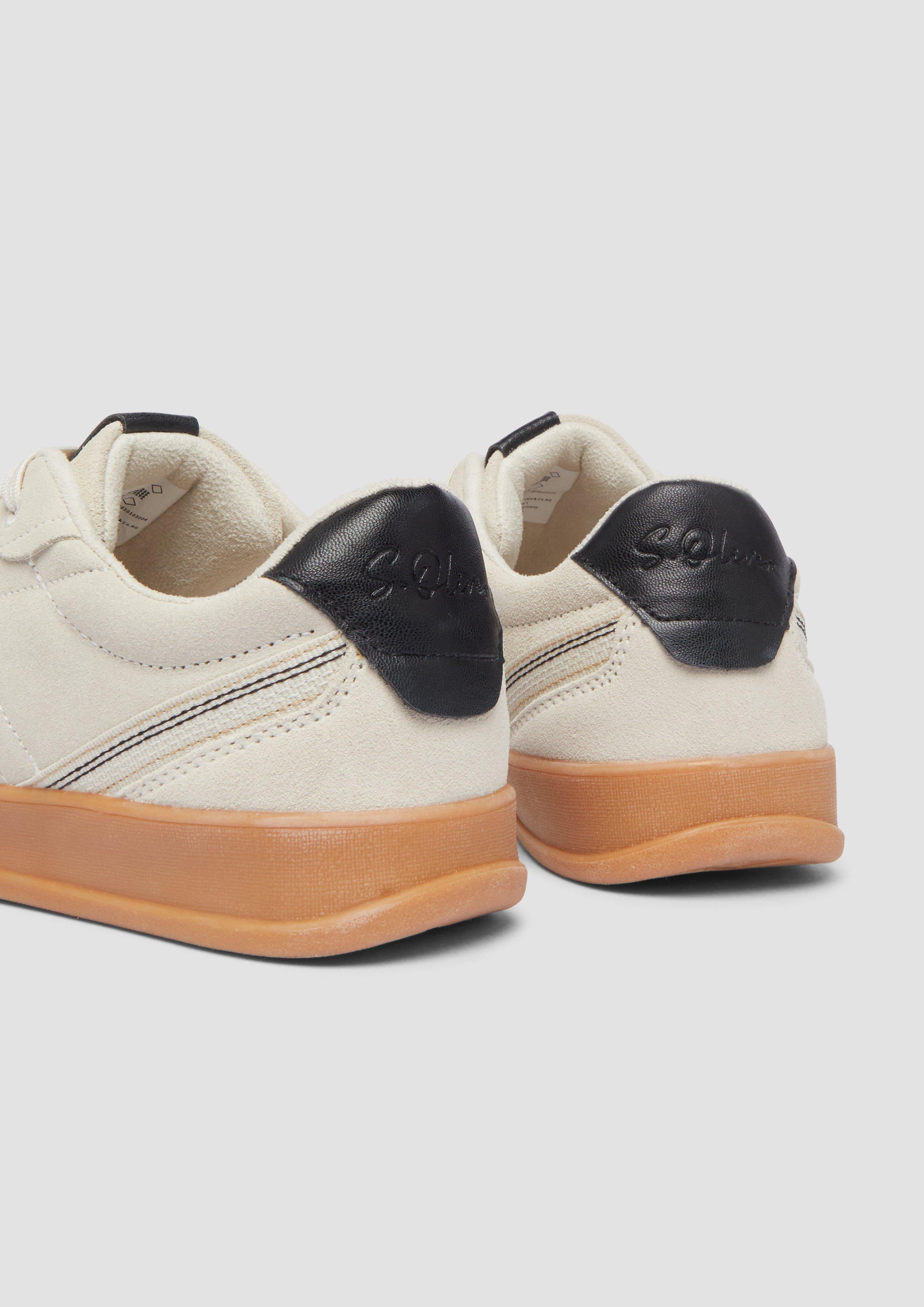 Sneaker in 81D0 & 01D1