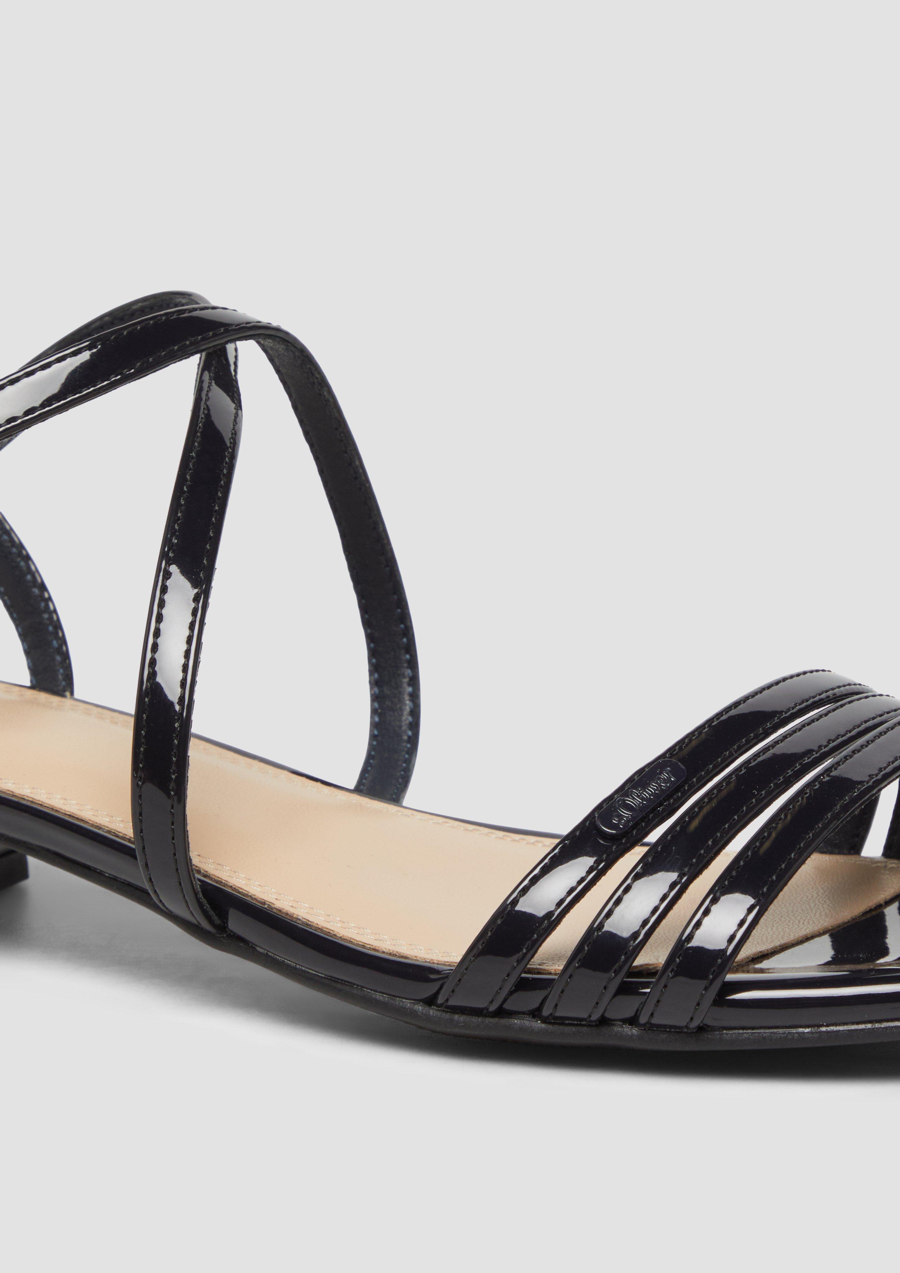 Sandalen in 5959, 3200 & 0100