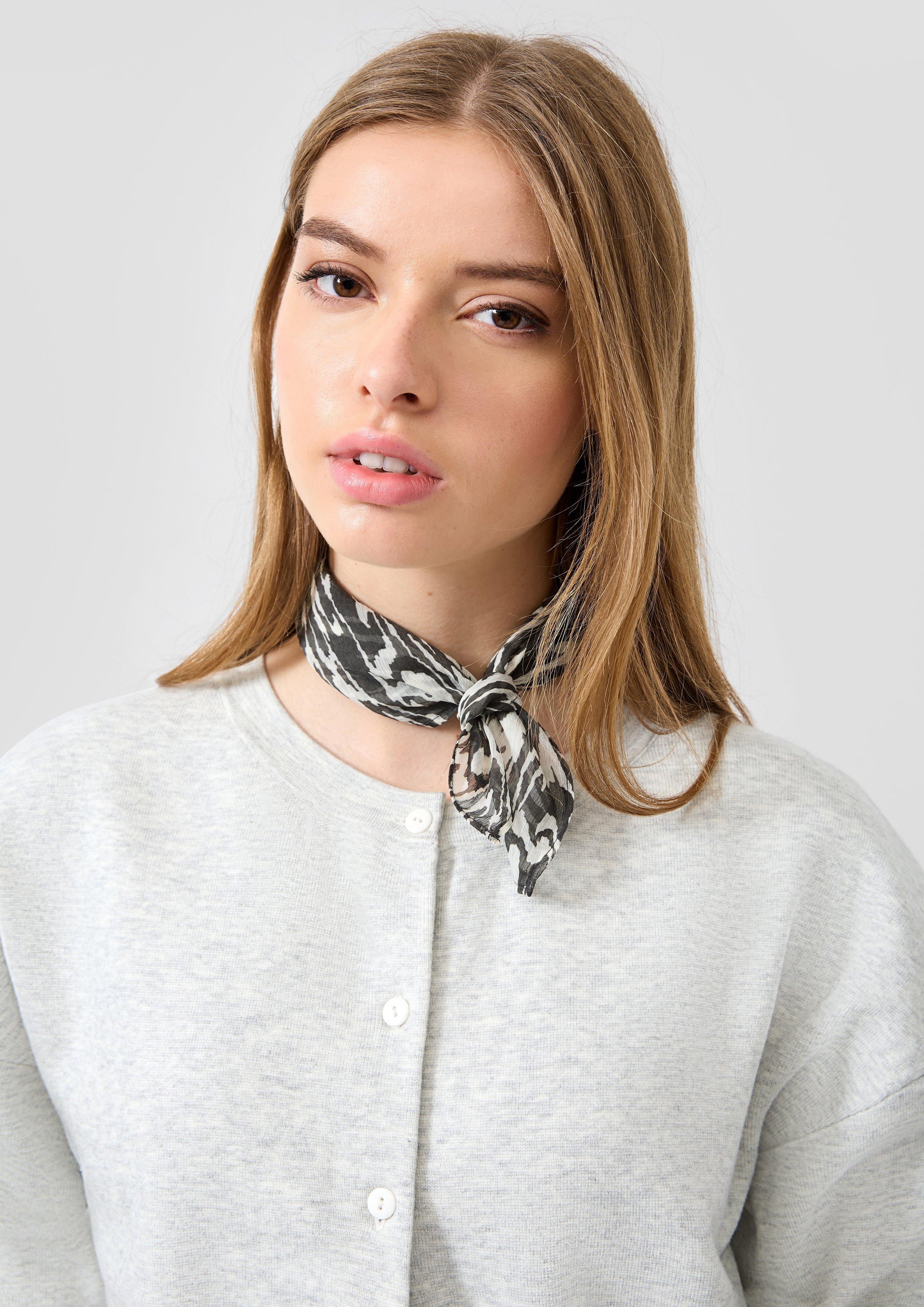 Thumbnail - Weiche Strickjacke