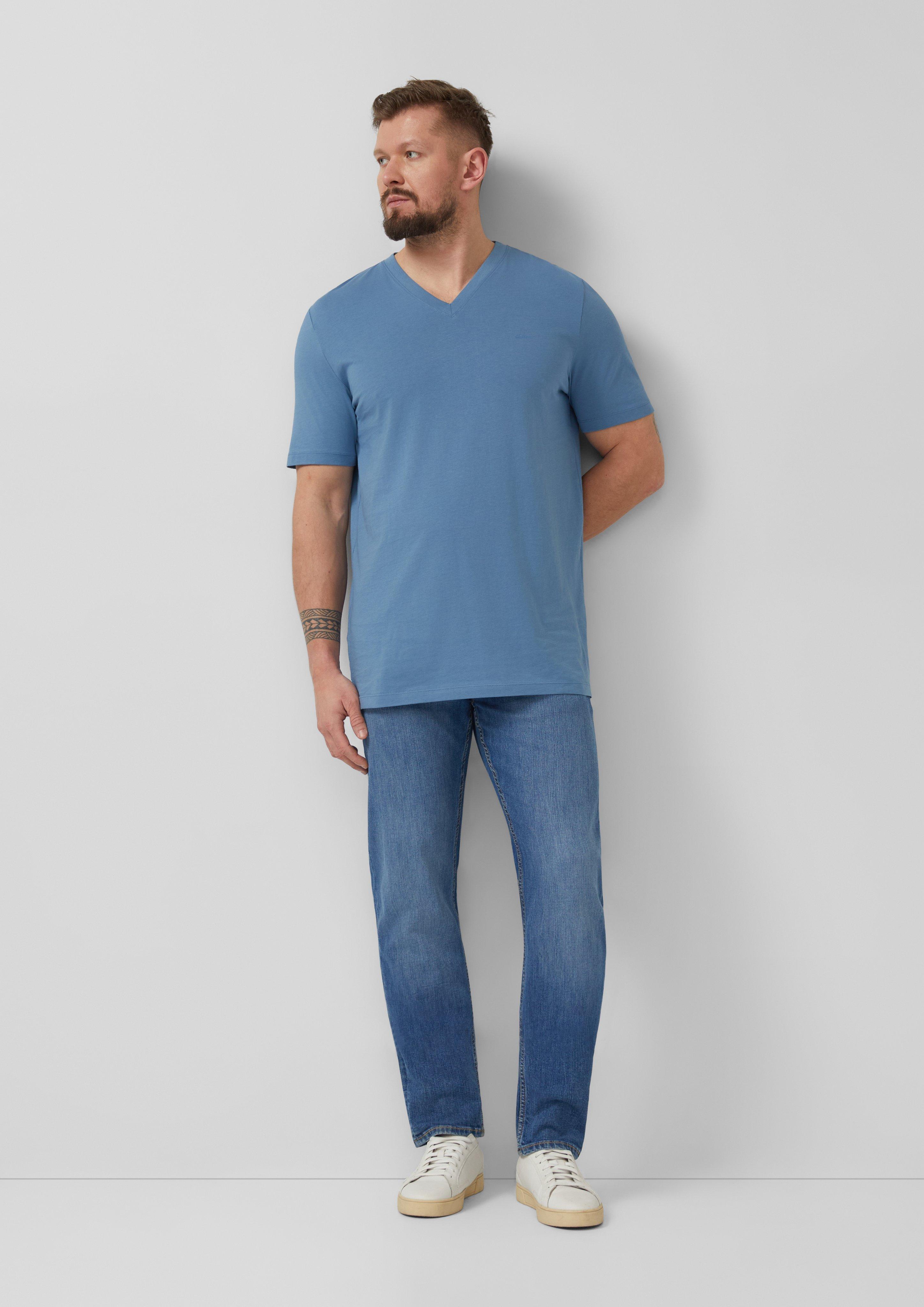 Majica in 6244, 9999, 6122, 7983, 0100 & 5978