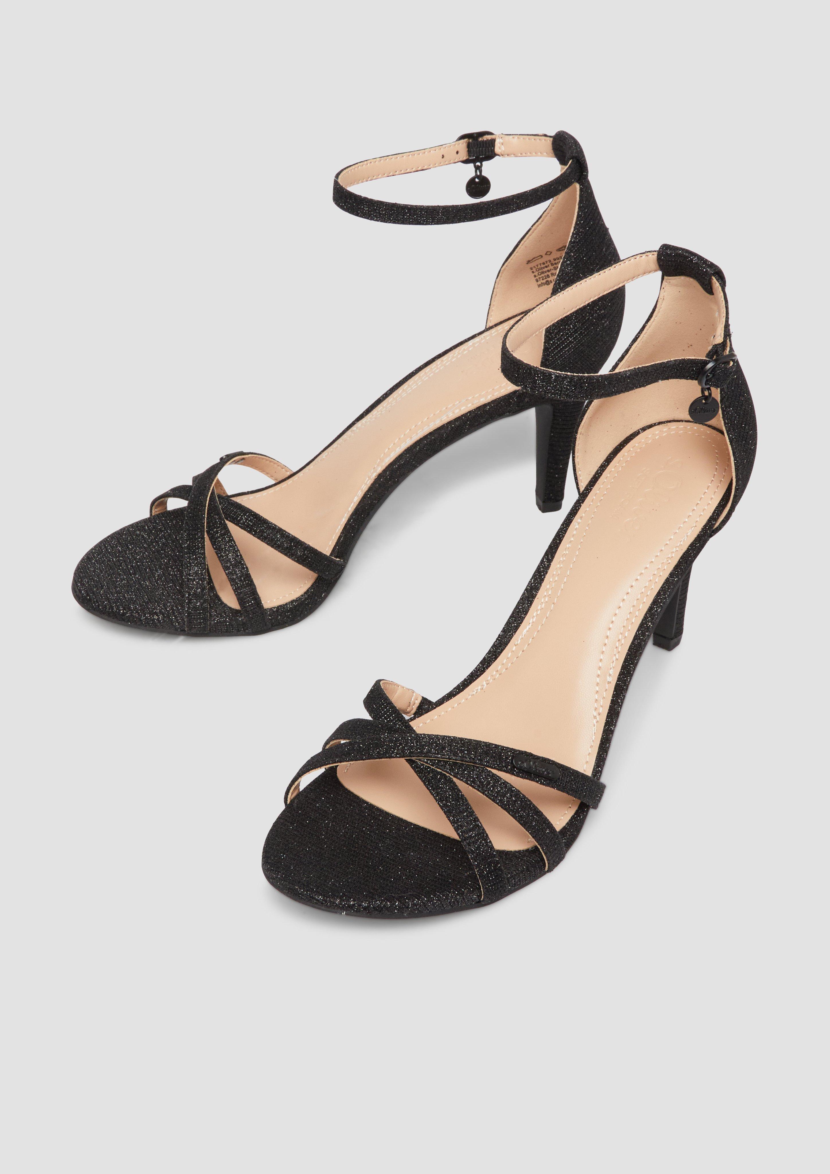 Lodičky in 9937 & 0030