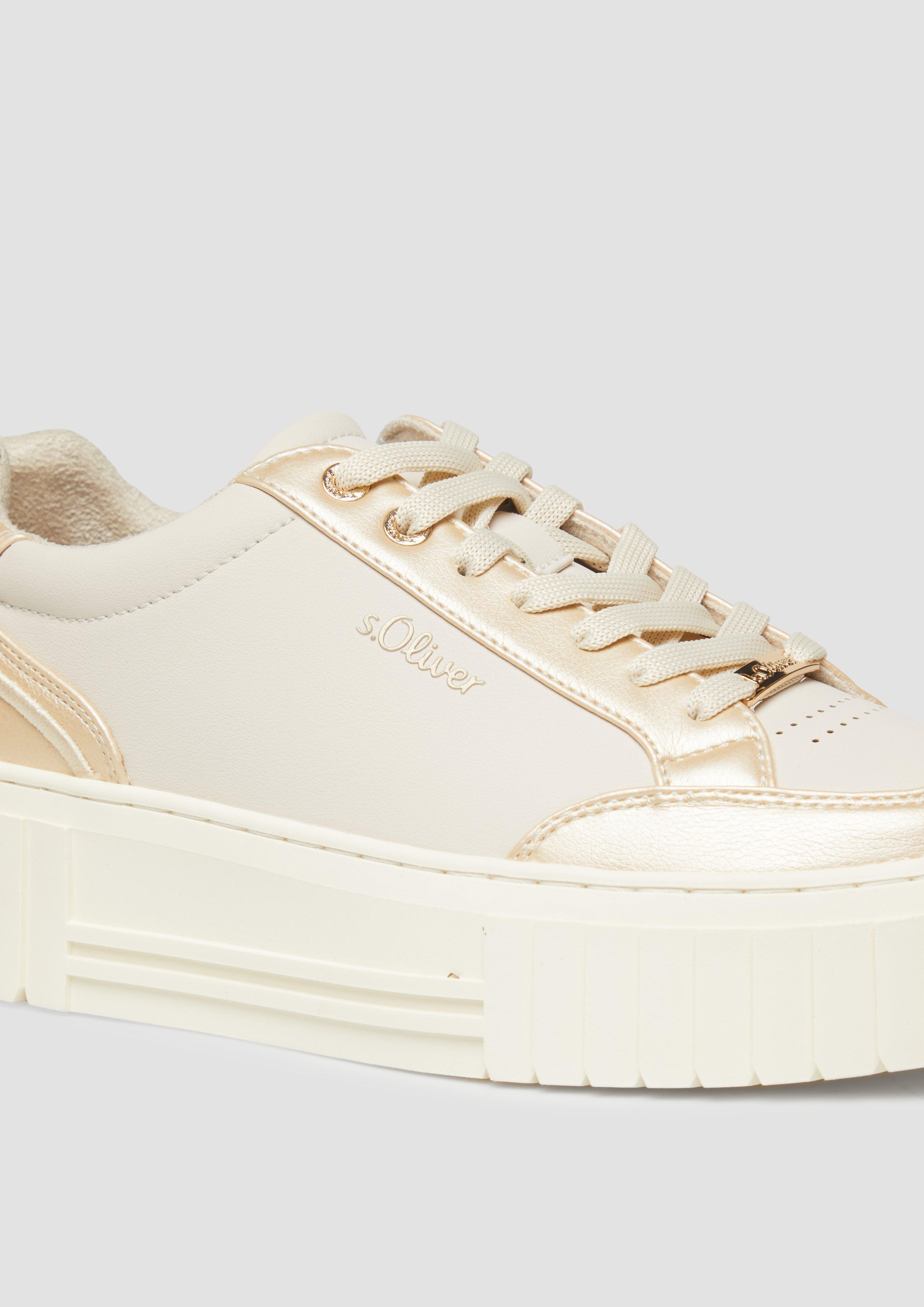 Sneaker in 81D4, 0100 & 81D9