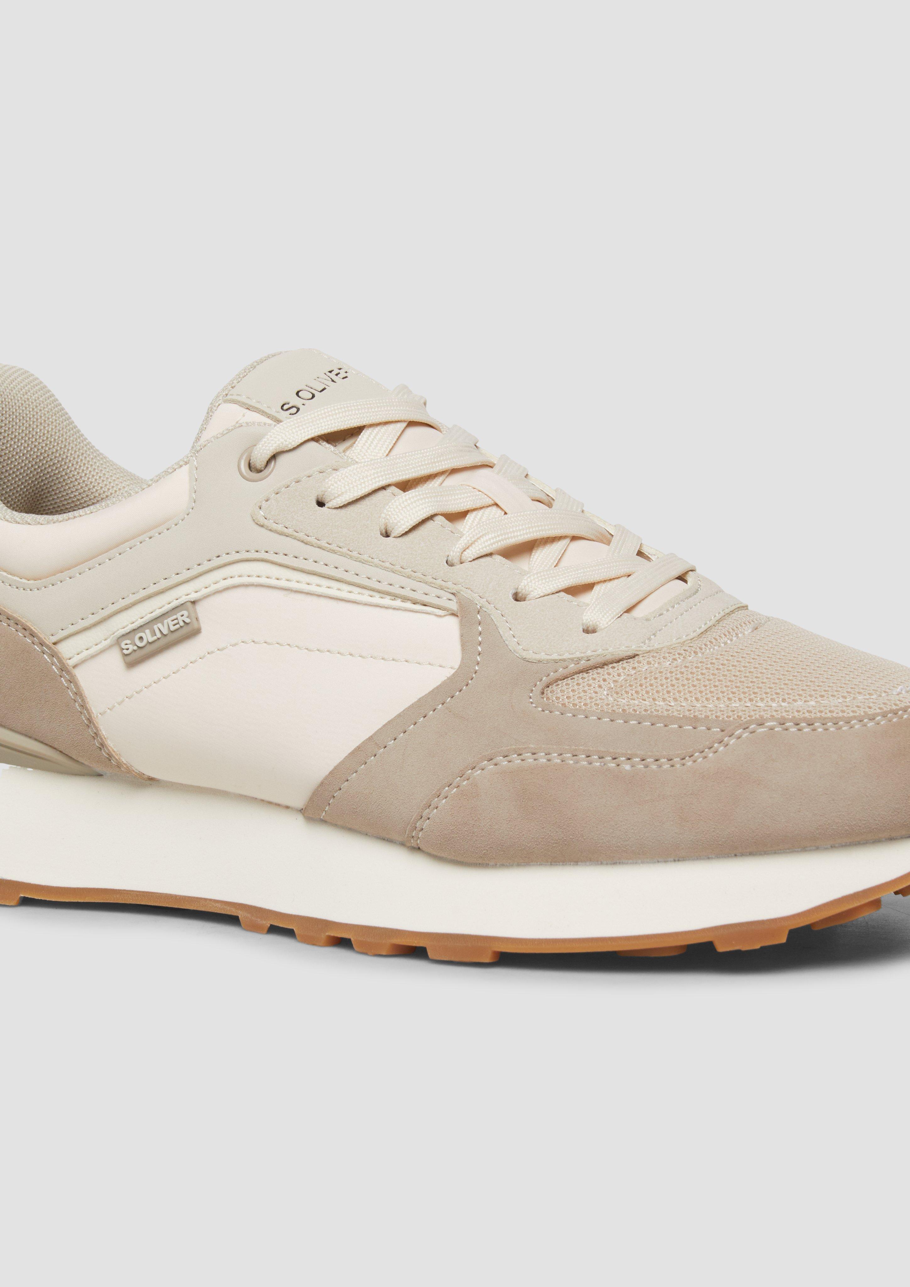 Sneaker in 8100 & 9999