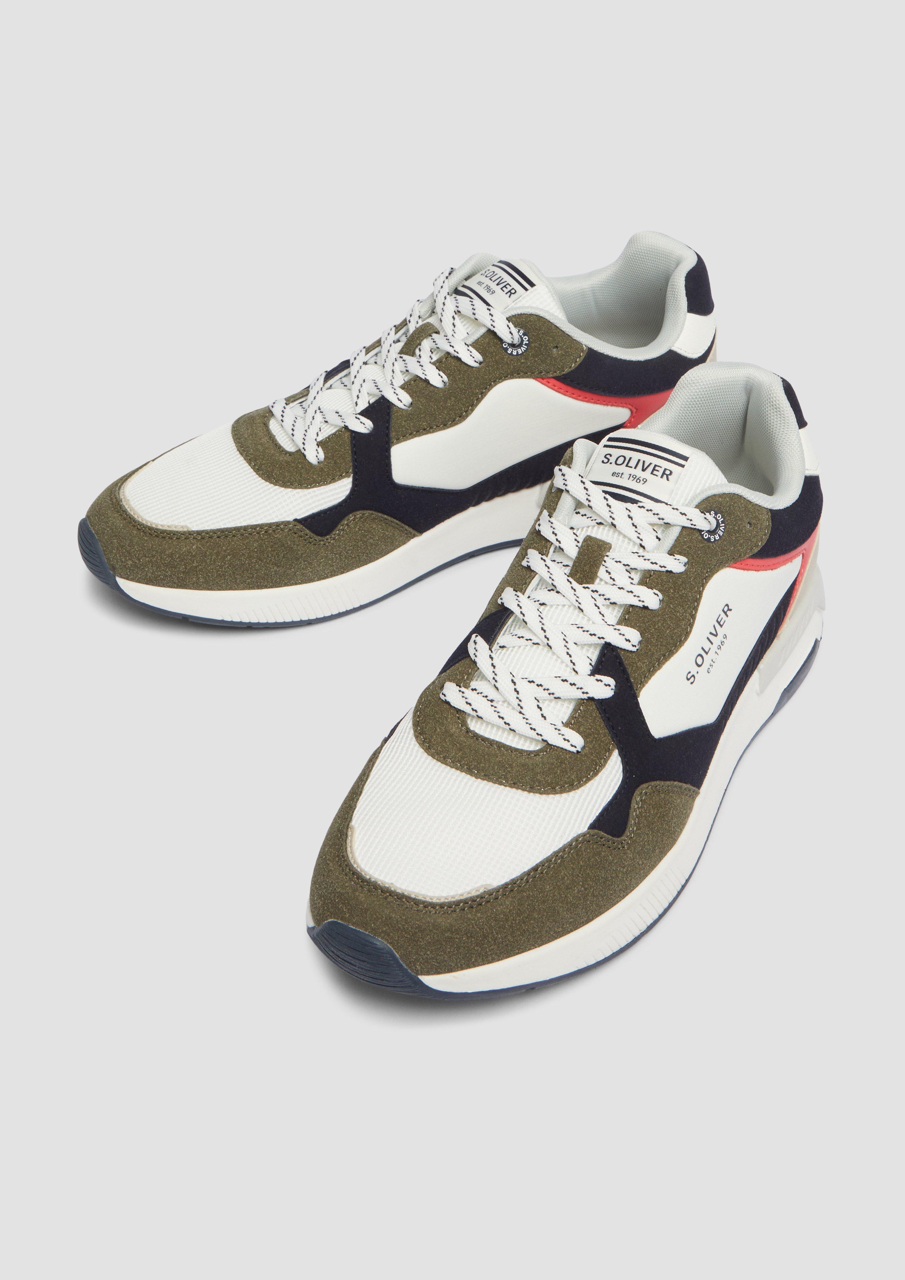 Tenisice in 79D1 & 87D3