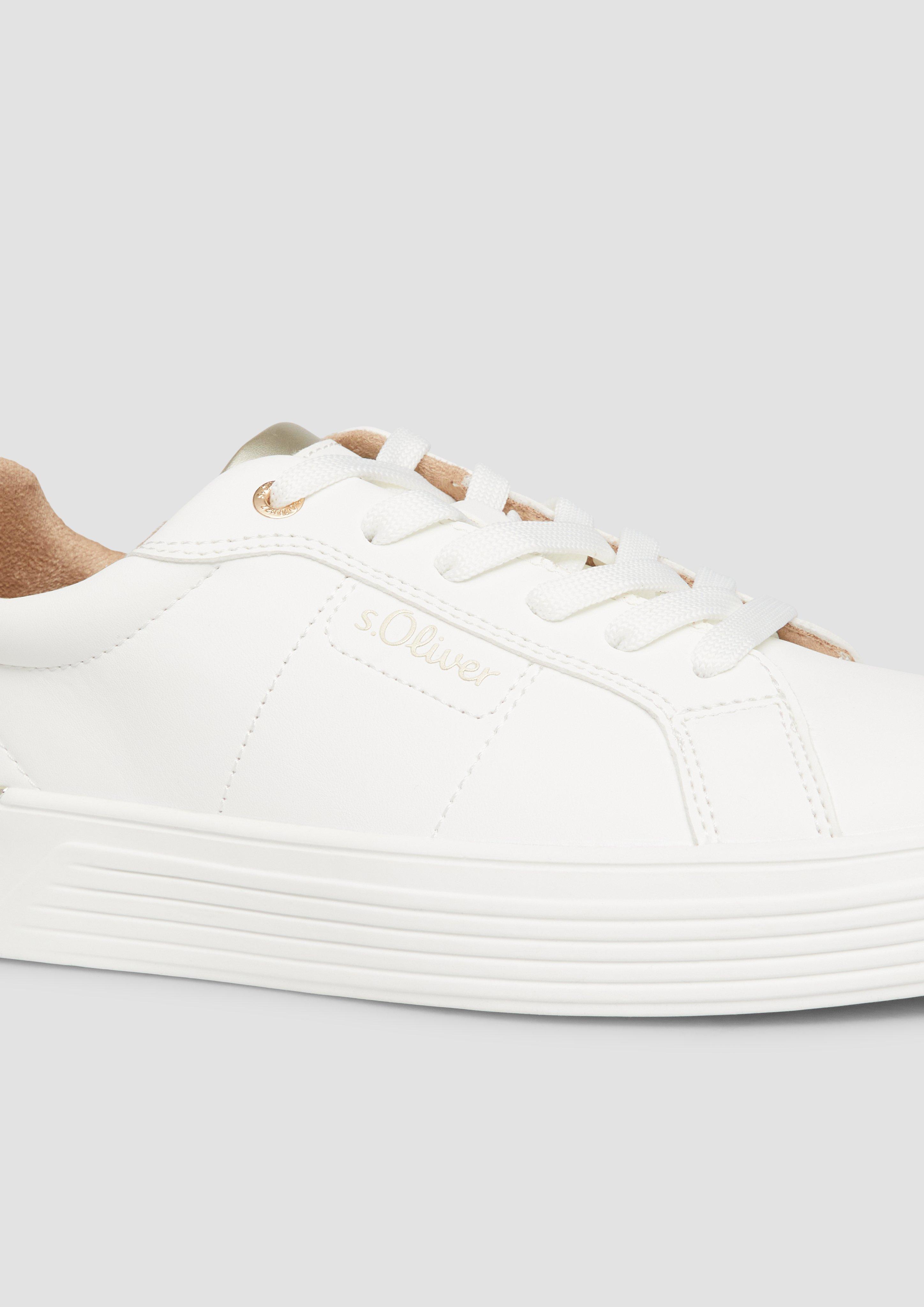 Sneaker in 01E9 & 81D9