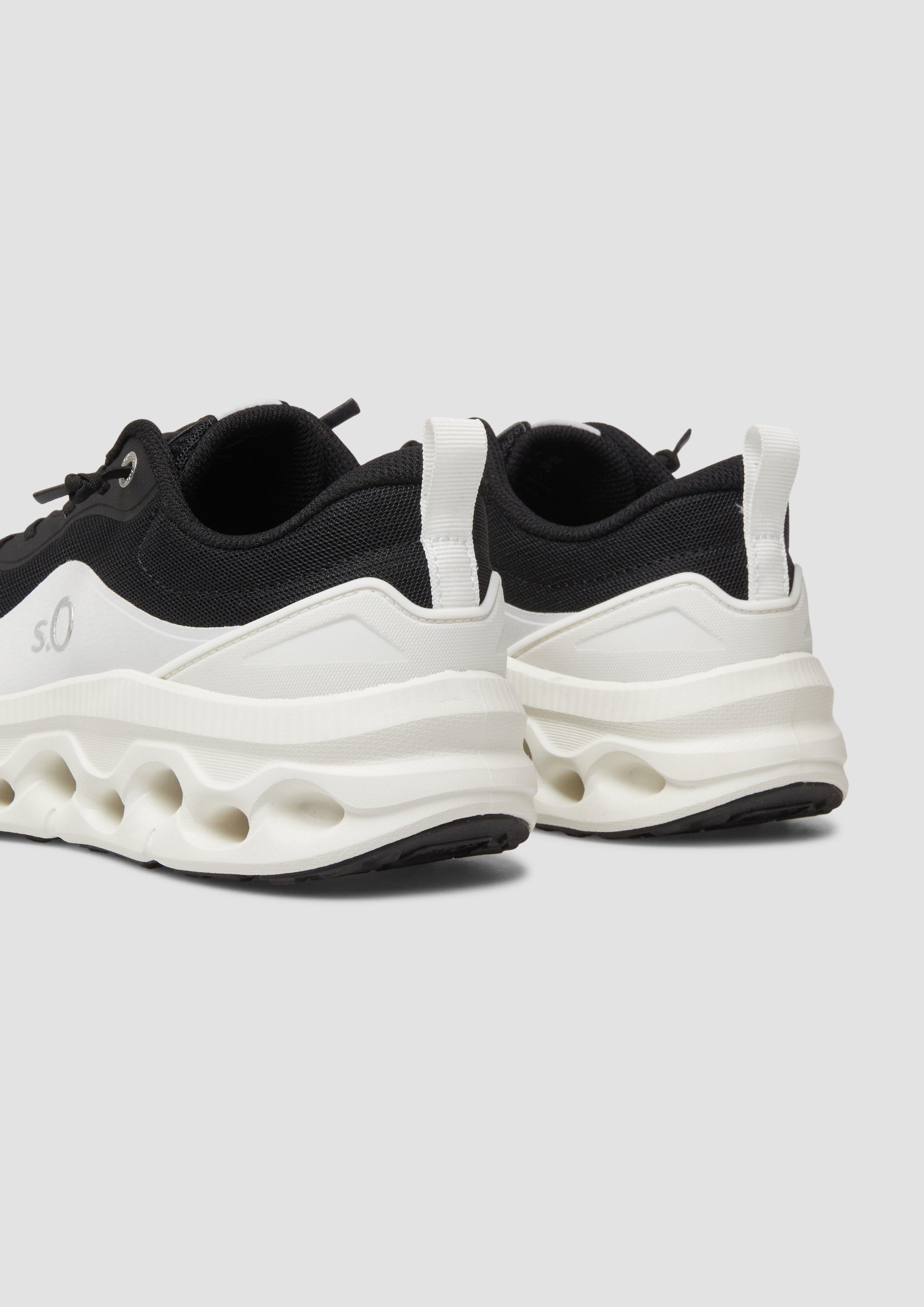 Tenisky in 99E2 & 01G2