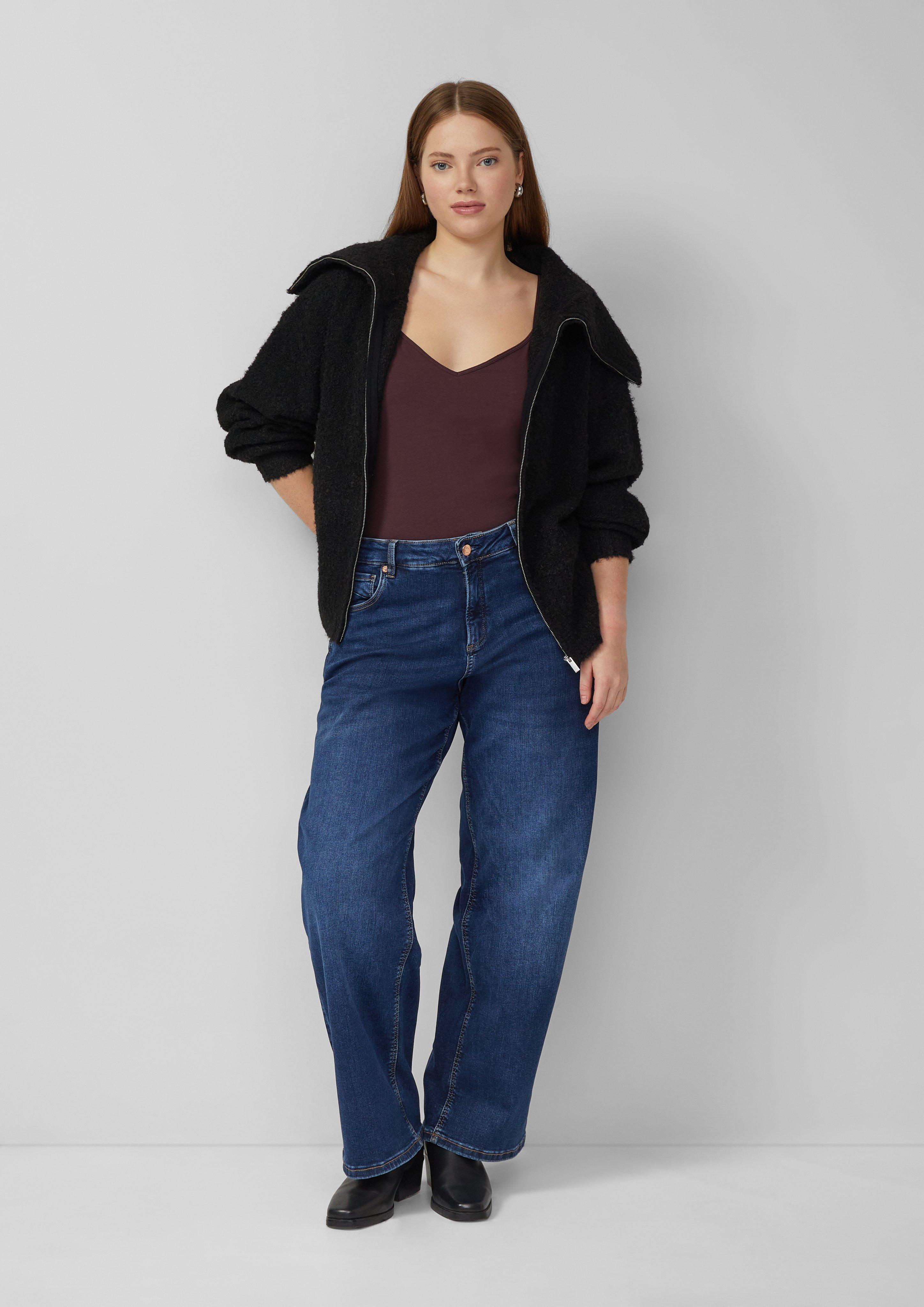 T-shirt in 4925, 0200 & 9999