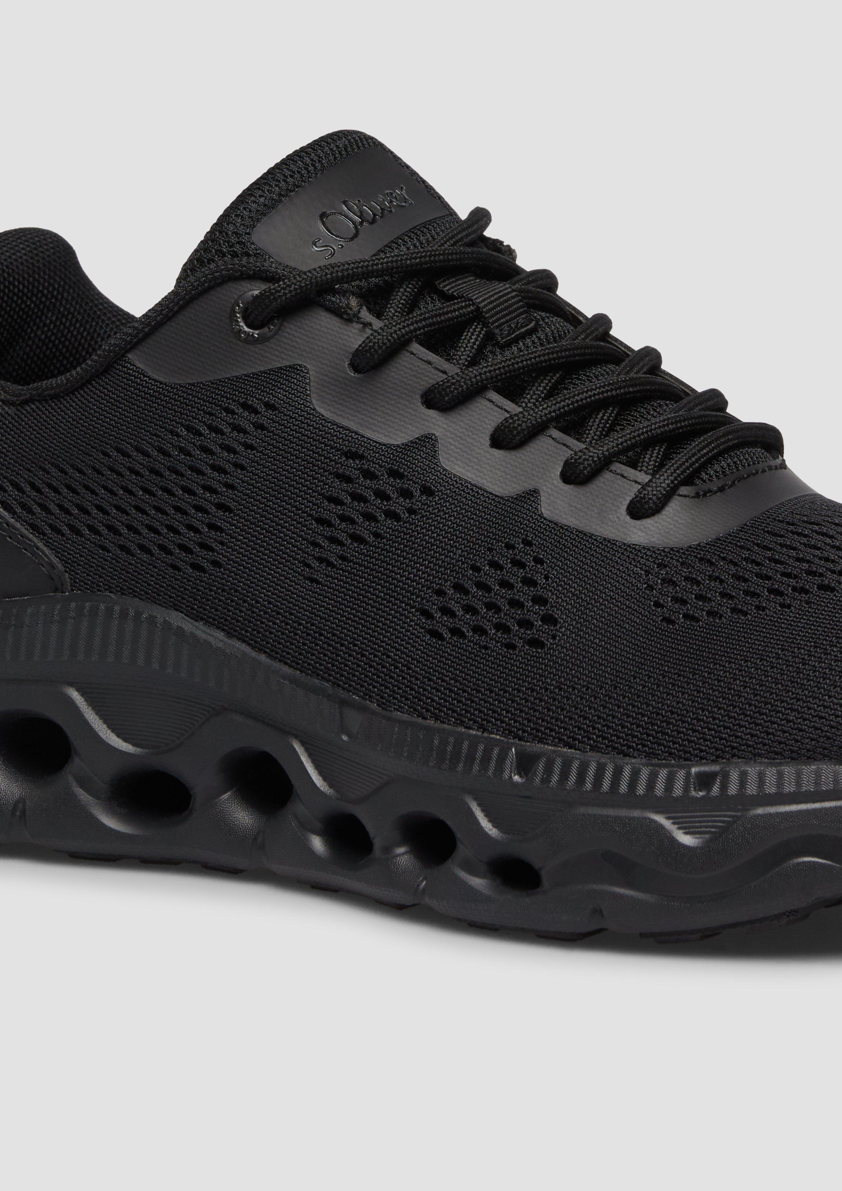 Sneaker in 9999 & 0100