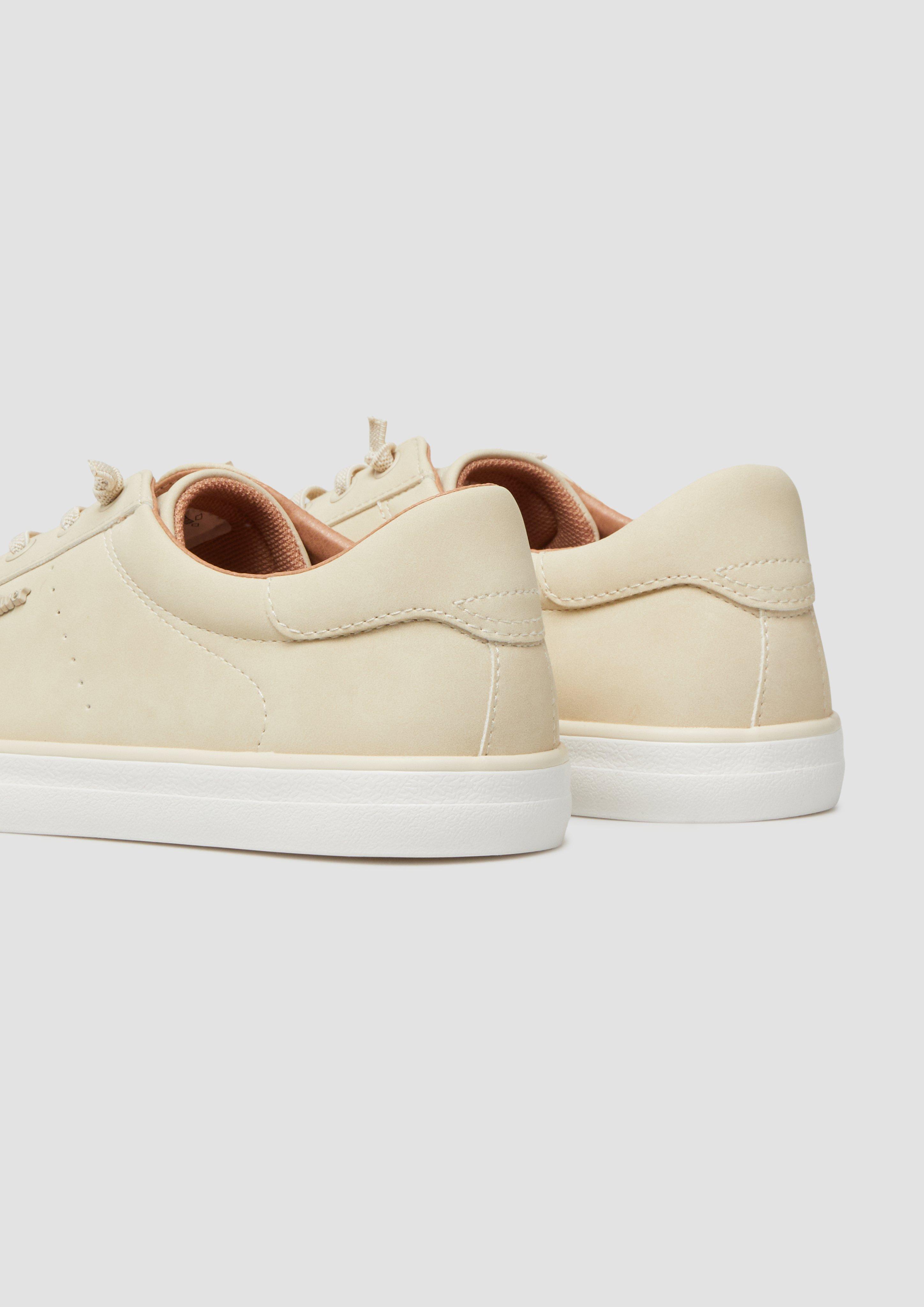 Tenisky in 8100, 5750, 0100 & 9500