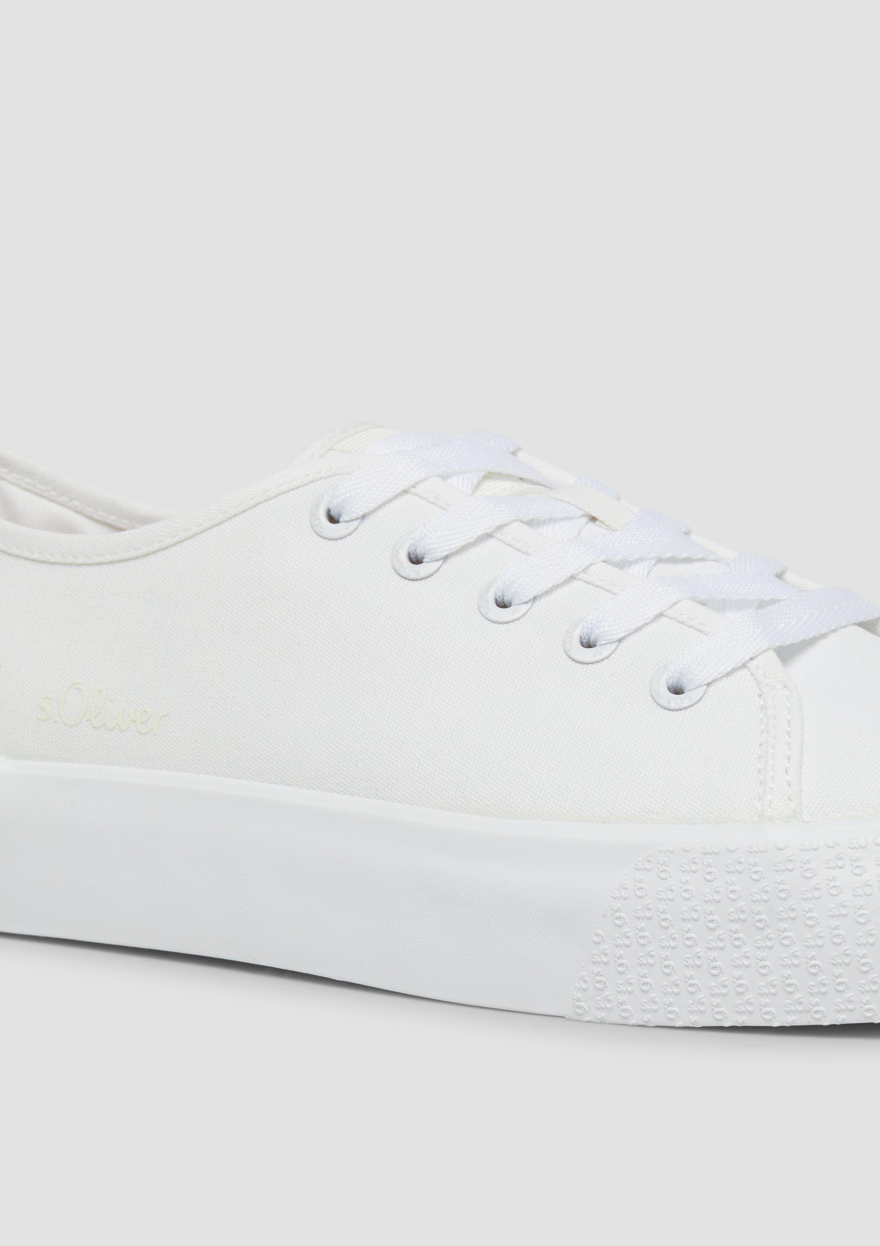 Sneaker in 0100 & 7800