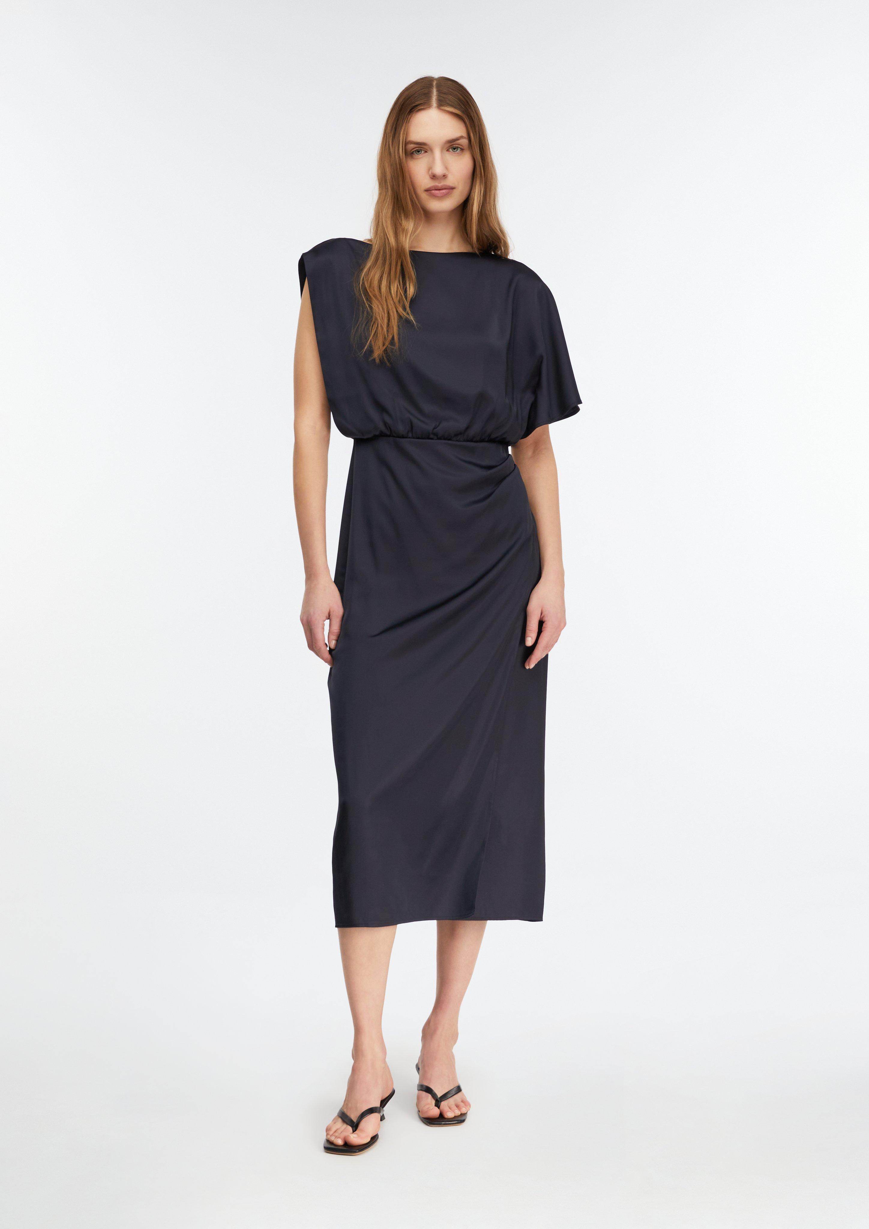 Dress in 5976 & 5444